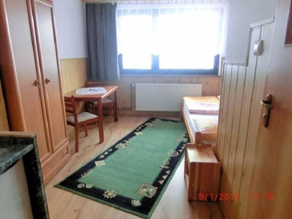 Double Room with Private Bathroom photo 1