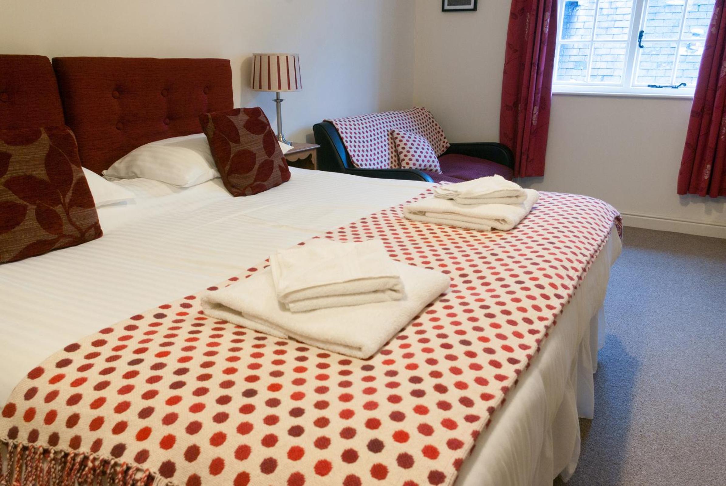 Premium Double or Twin Room - Photo 2