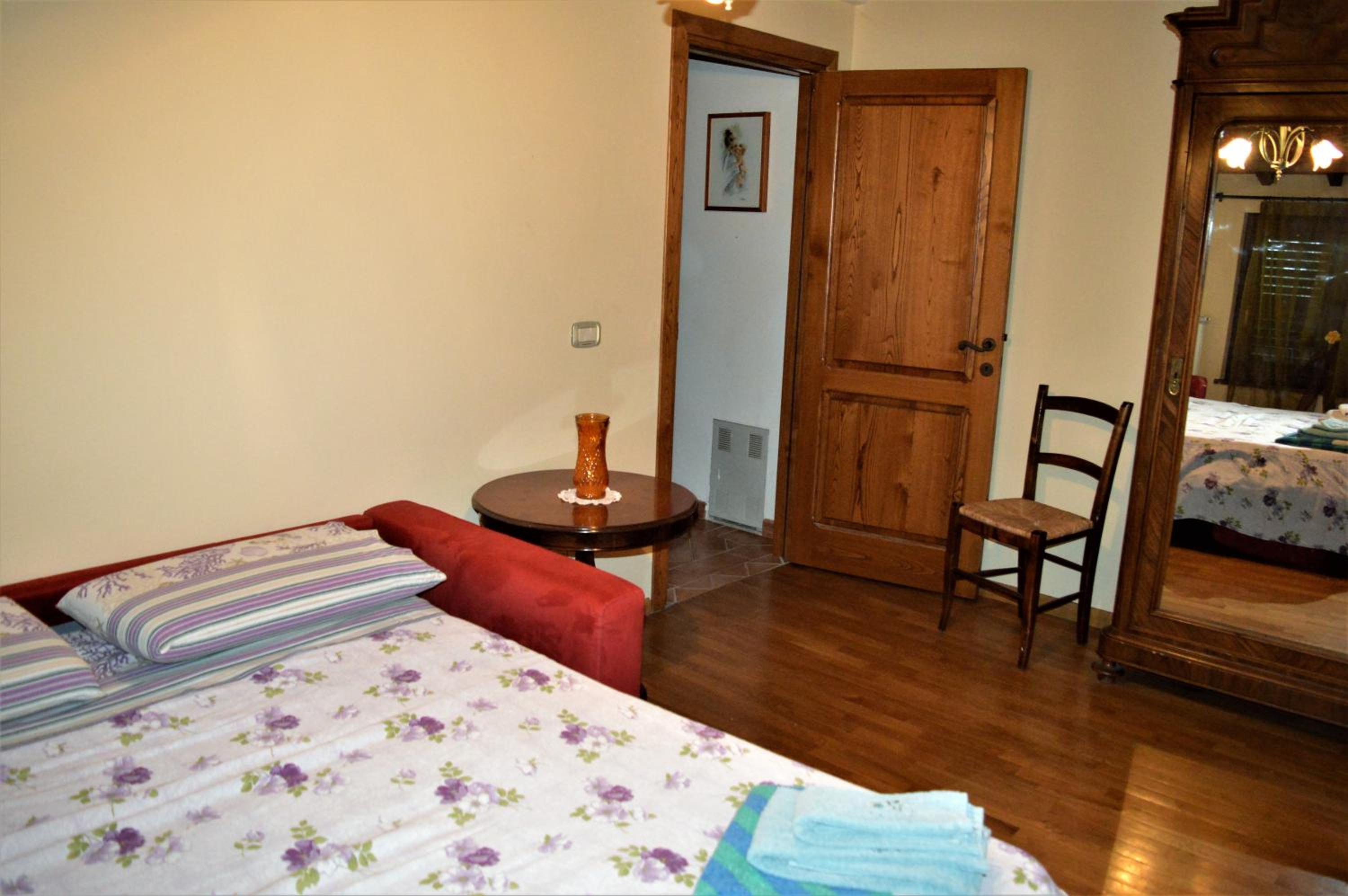 Two-Bedroom Apartment photo 3