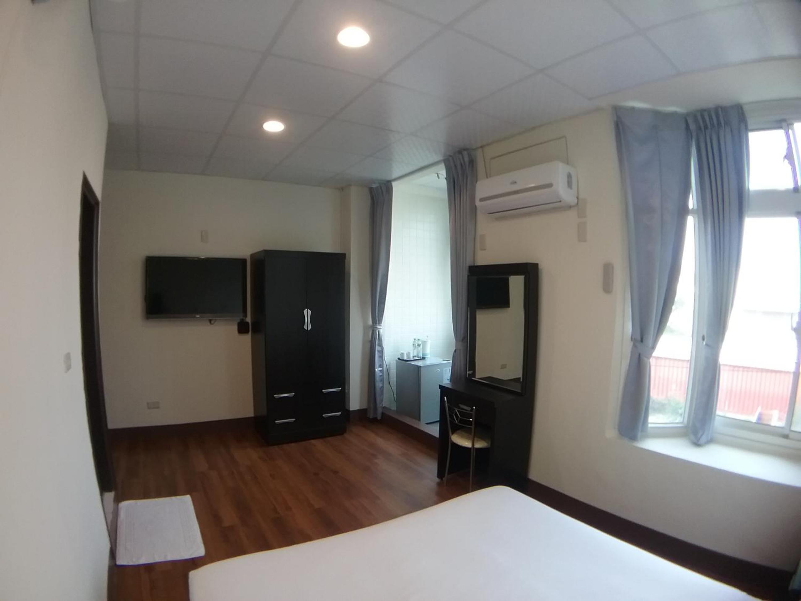 Standard Double Room photo 3