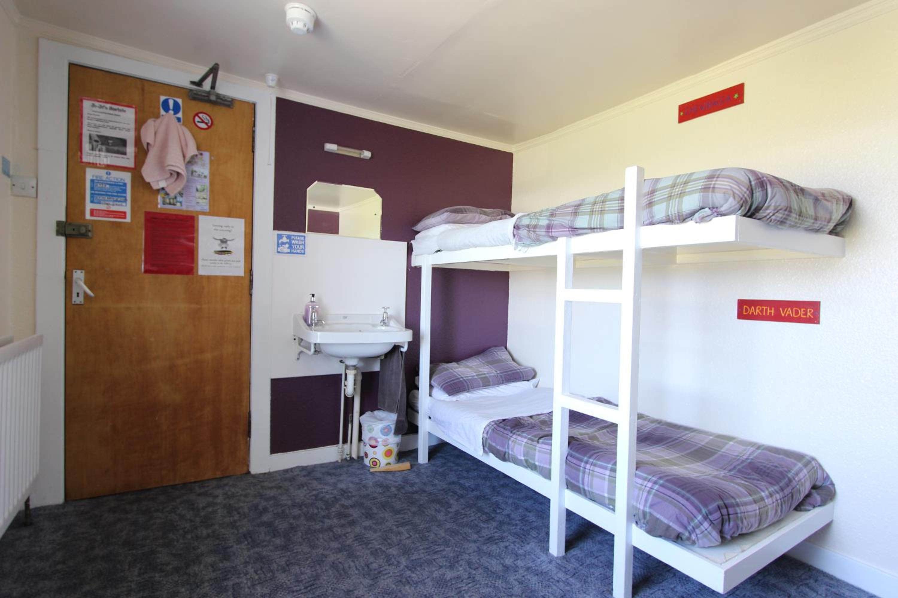 Bed in 4-Bed Female Dormitory Room photo 2