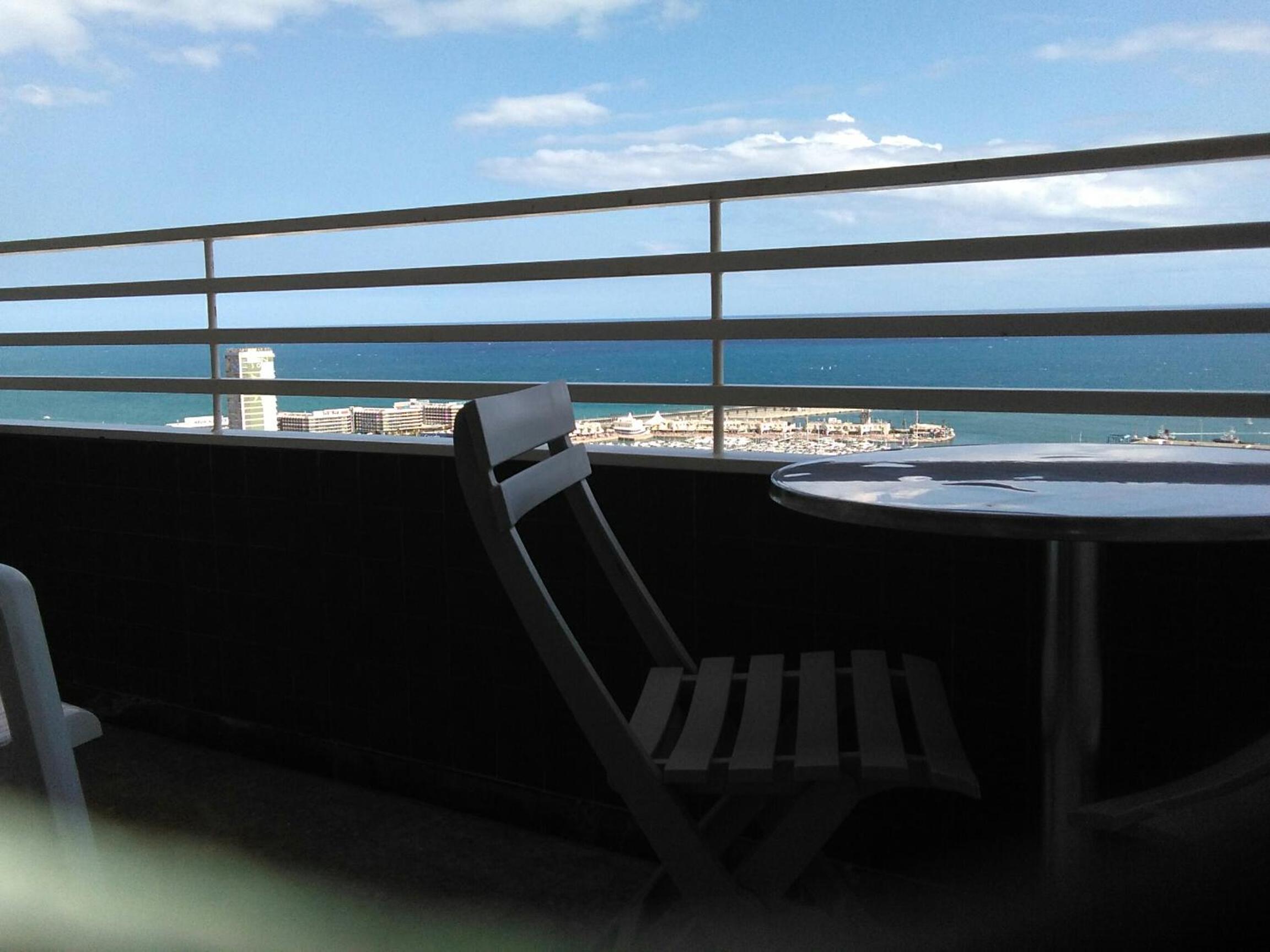 Suite with Balcony - Photo 22