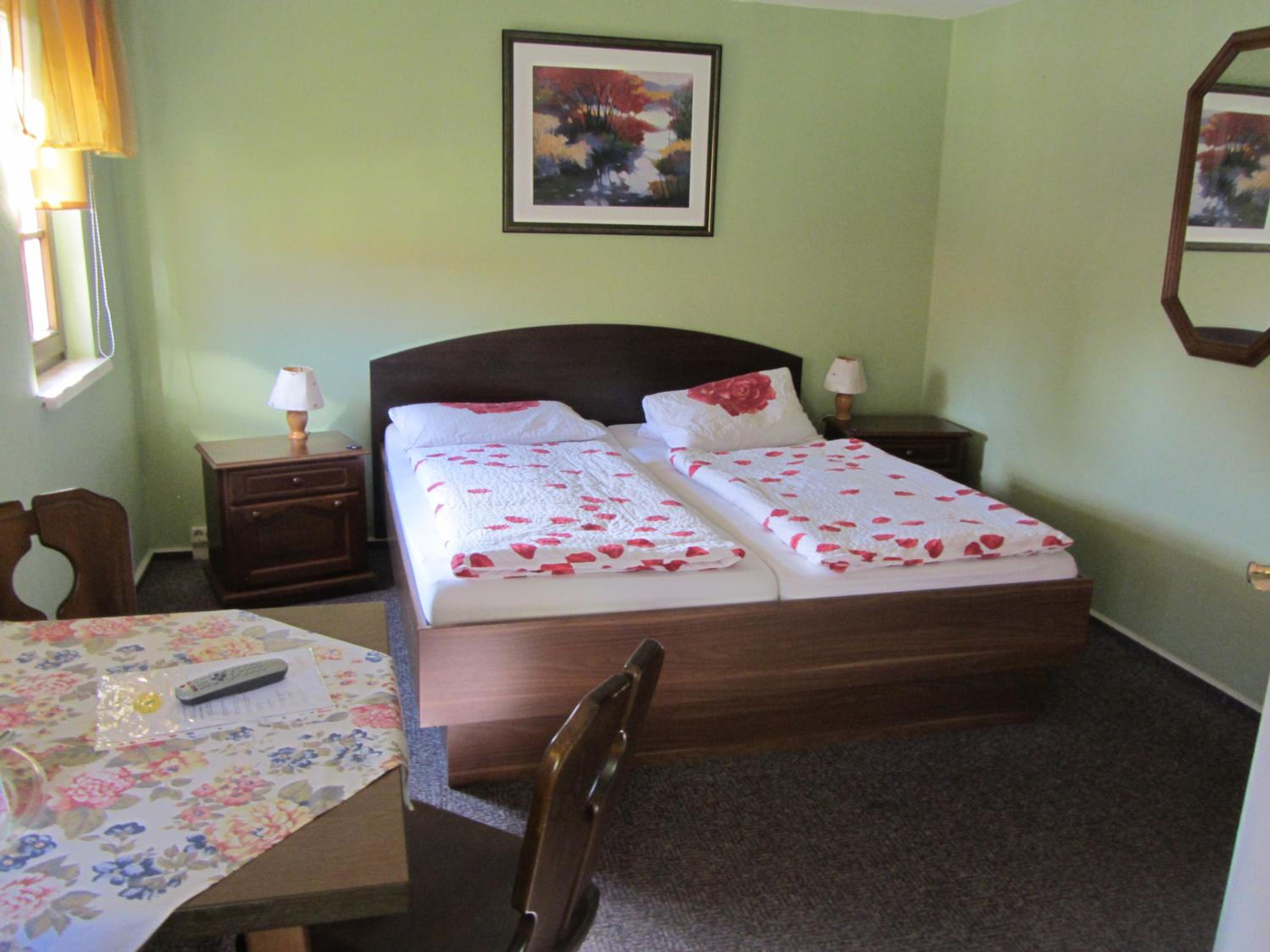 Deluxe Double Room with Shower - Photo 25