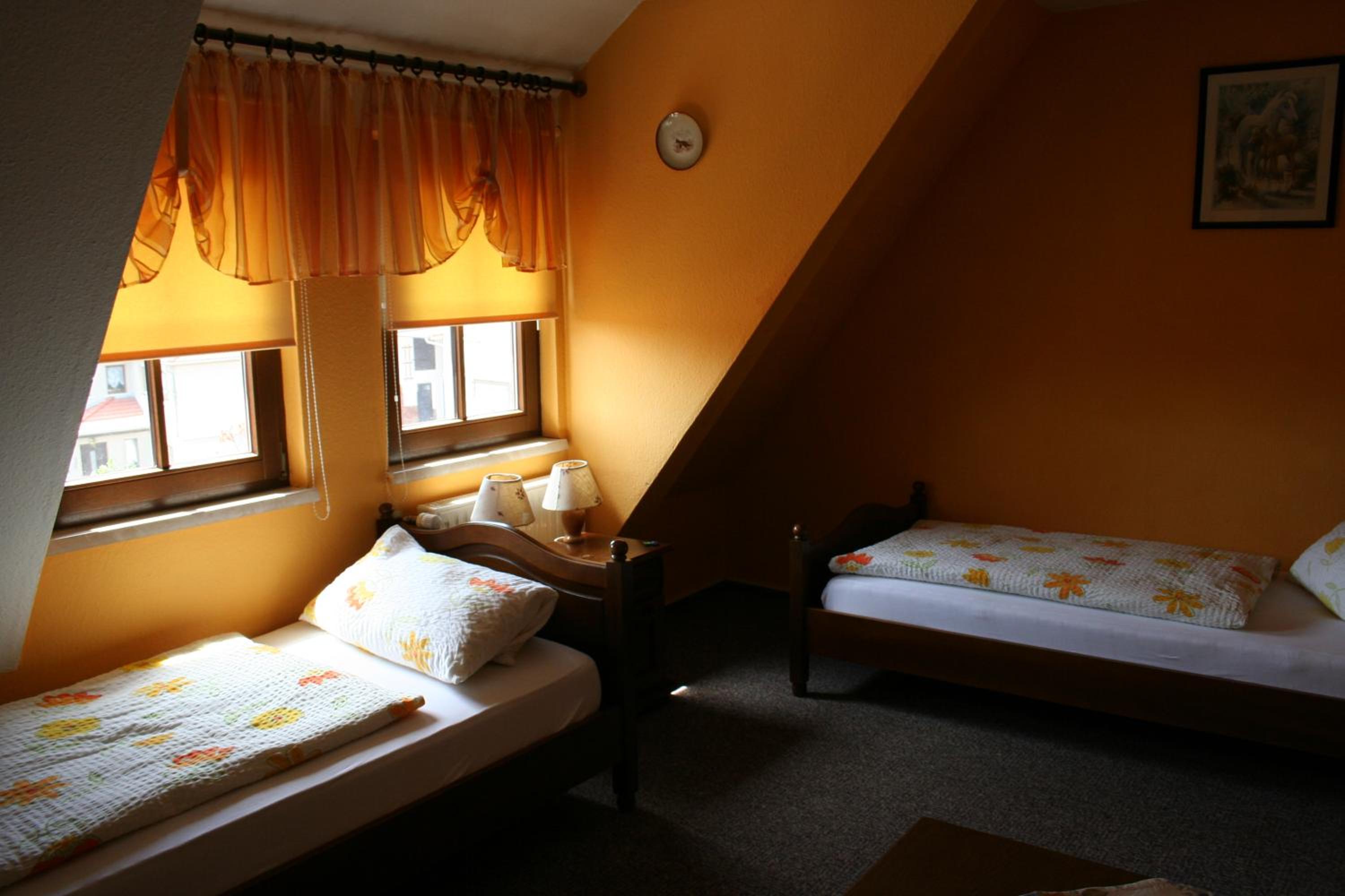 Deluxe Twin Room - Photo 4