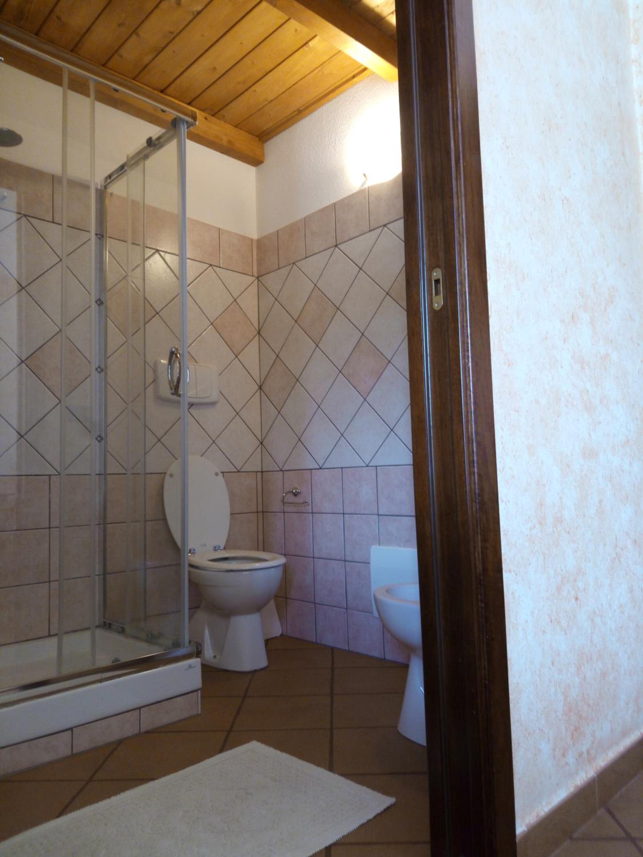 Double or Twin Room with Mountain View photo 3
