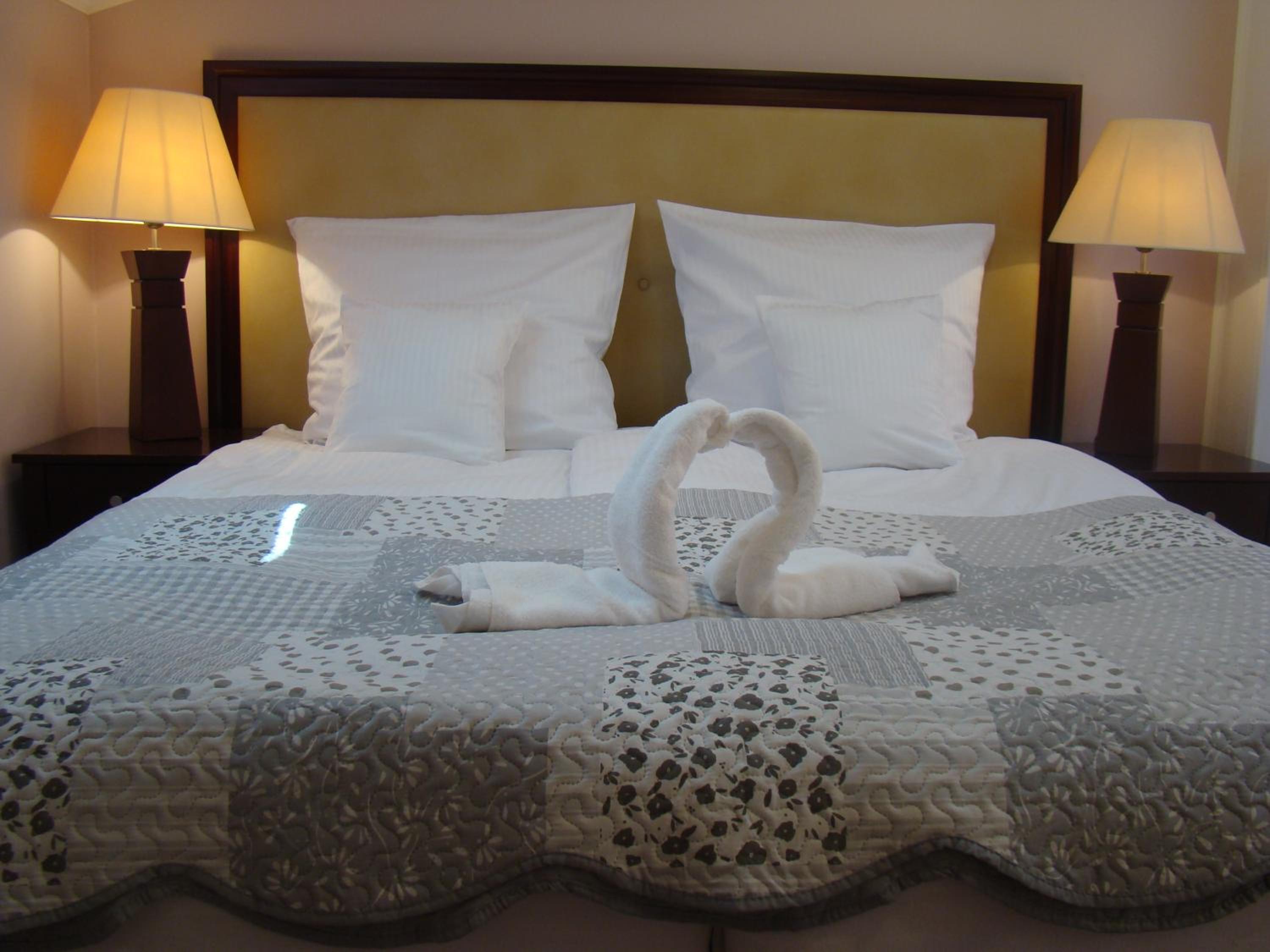 Double Room with Private External Bathroom - Photo 1