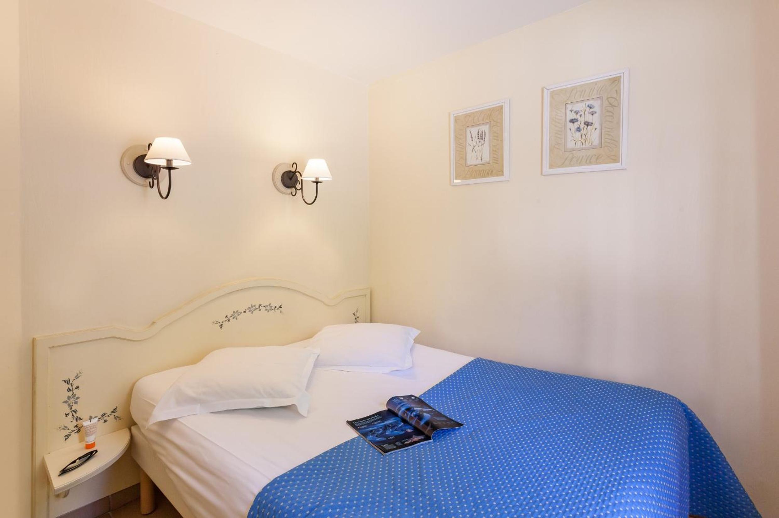 One-Bedroom Apartment with Air Conditioning and Terrace or Balcony (4 People) - Sea view