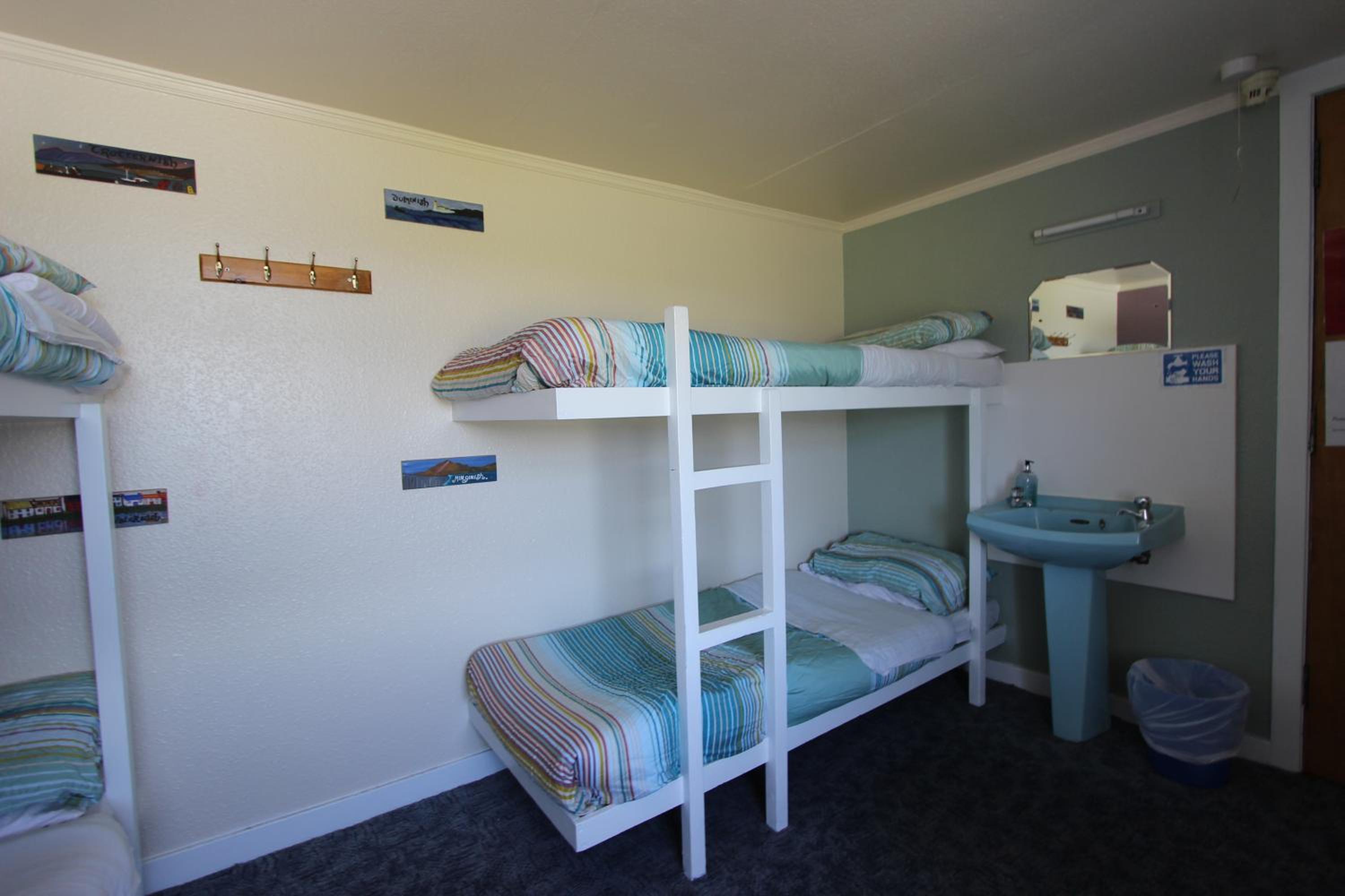Bed in 4-Bed Mixed Dormitory Room photo 1