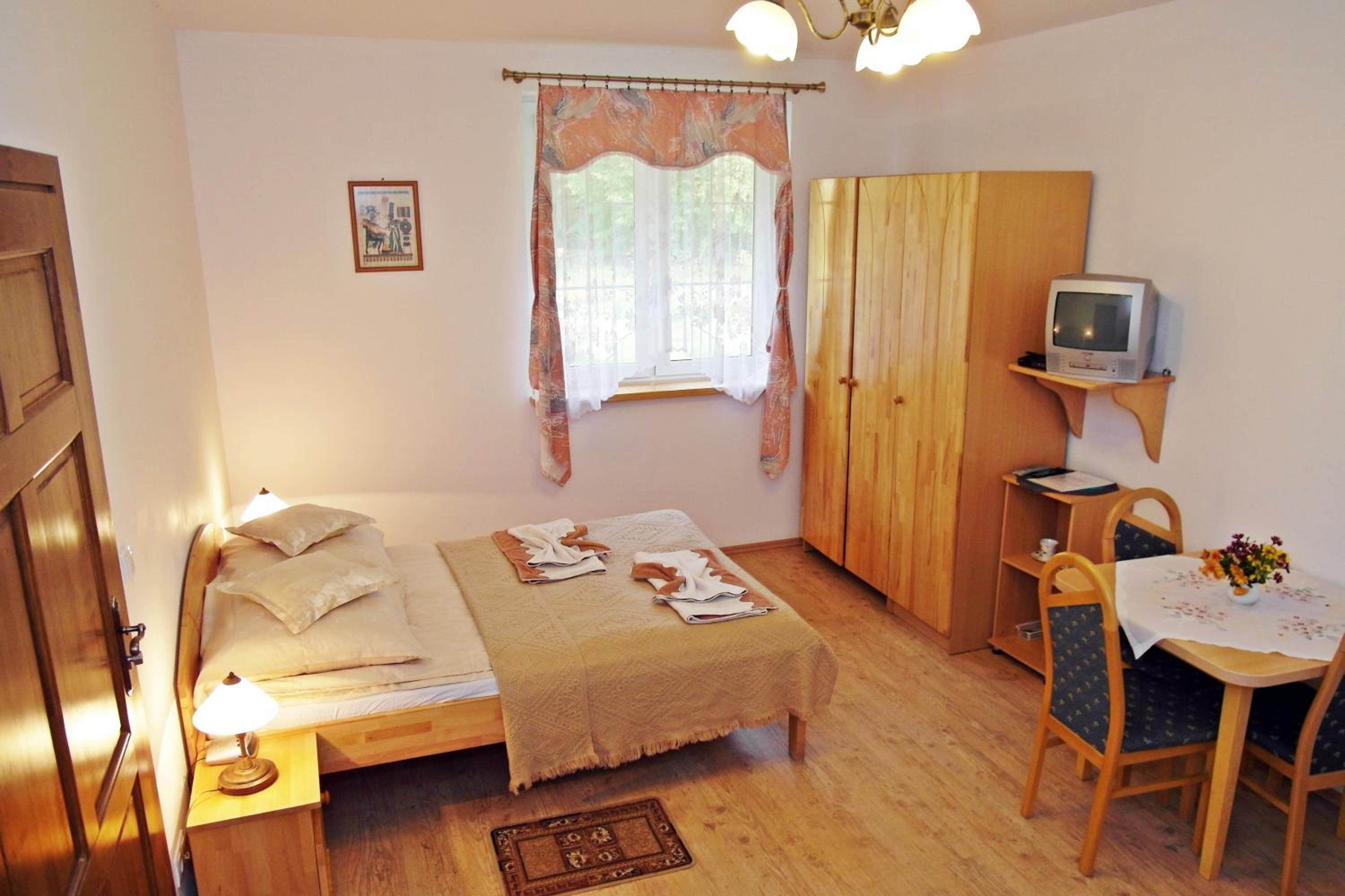 Triple Room - Disability Access - Photo 1