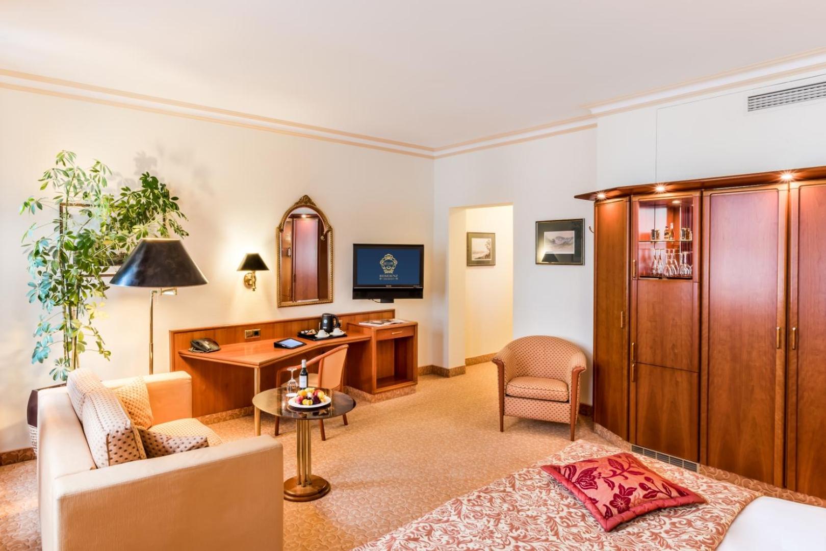Deluxe Double Room - Photo 7