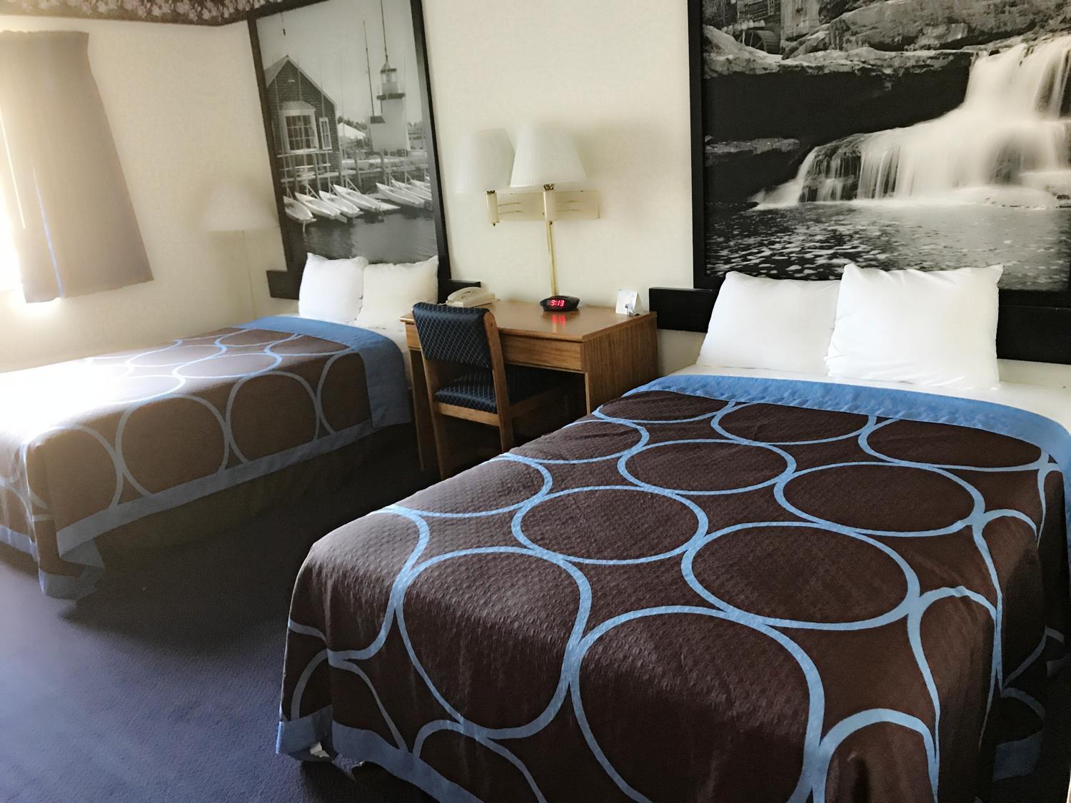 Double Room with Two Double Beds - Non-Smoking photo 3