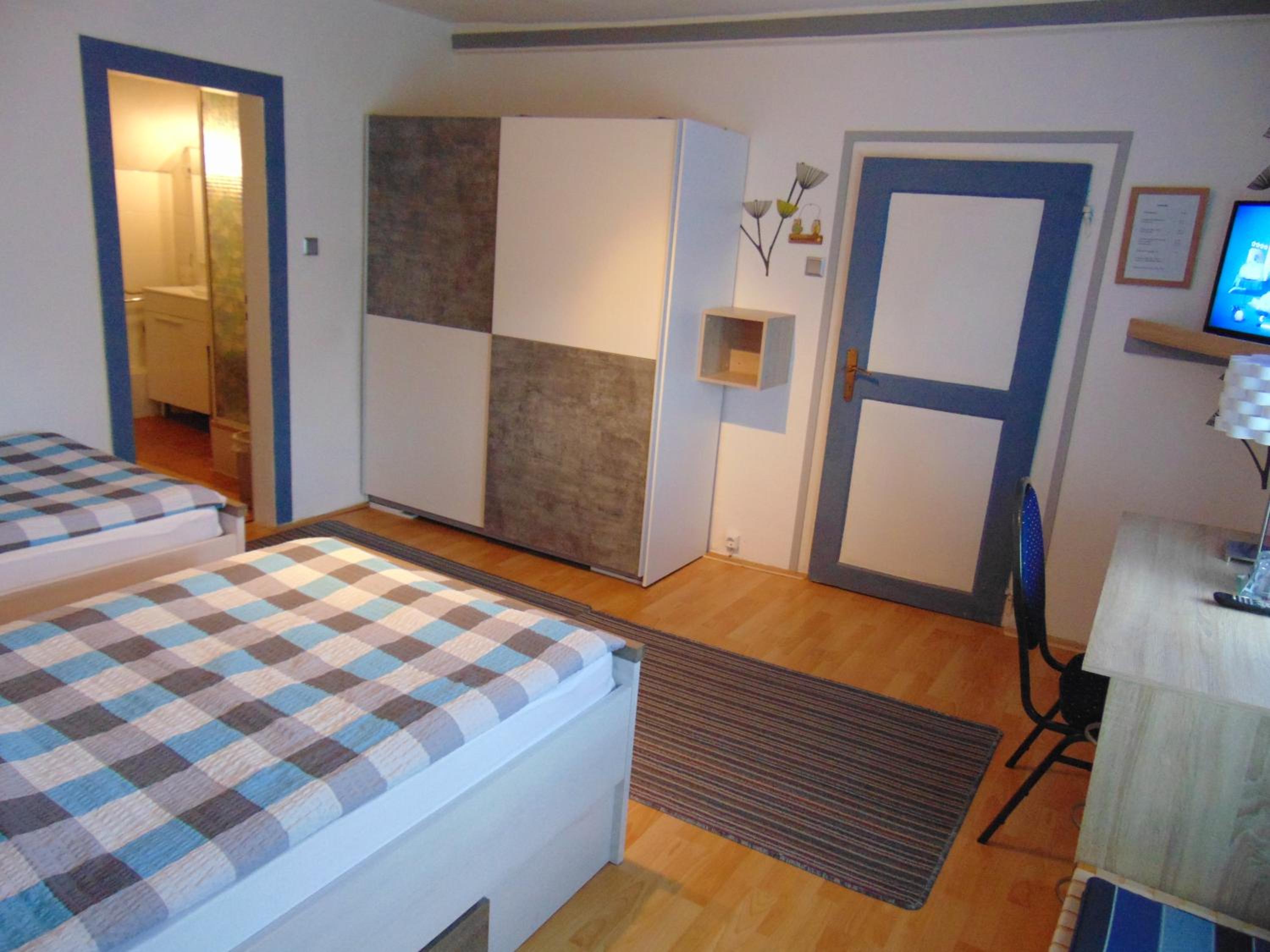 Classic Twin Room photo 2