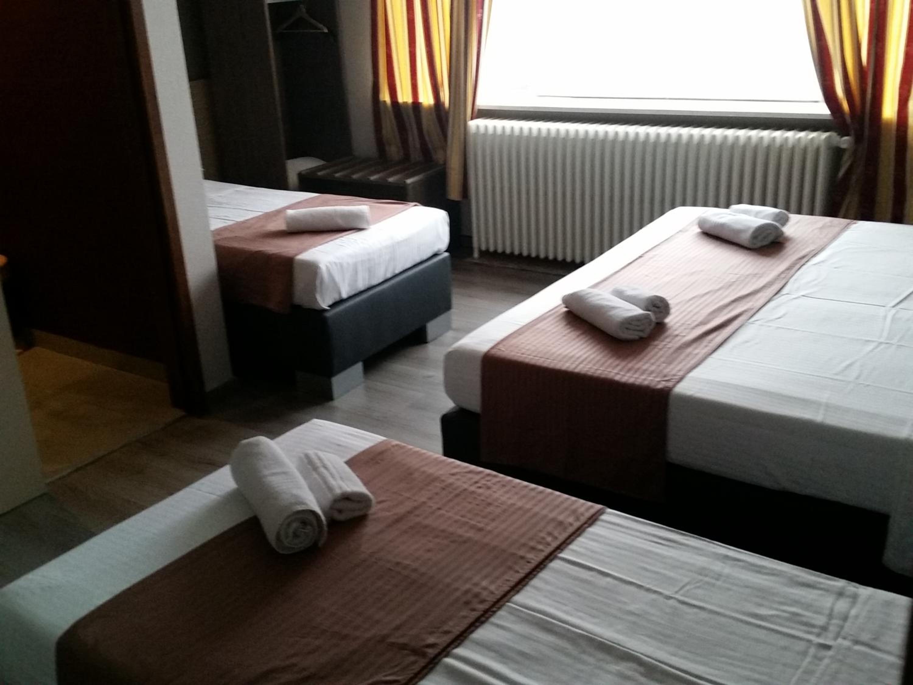 Triple Room - Photo 3