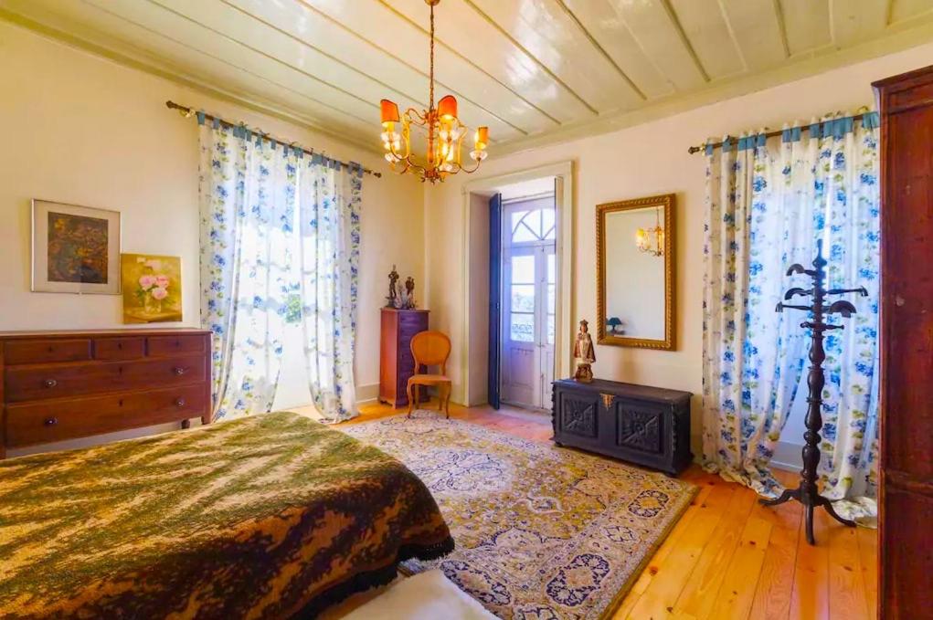 Four-Bedroom House photo 1