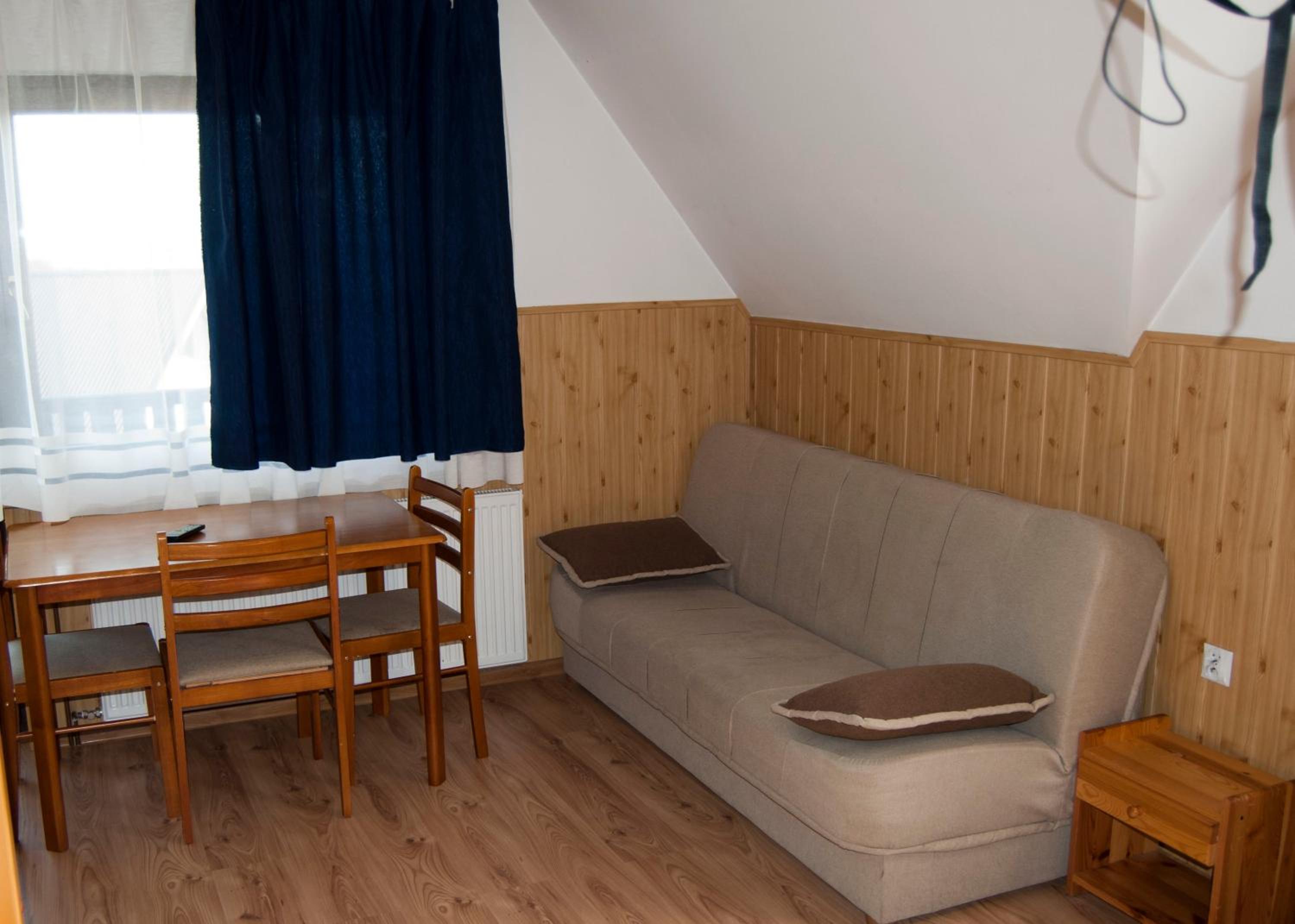 Maisonette photo 1