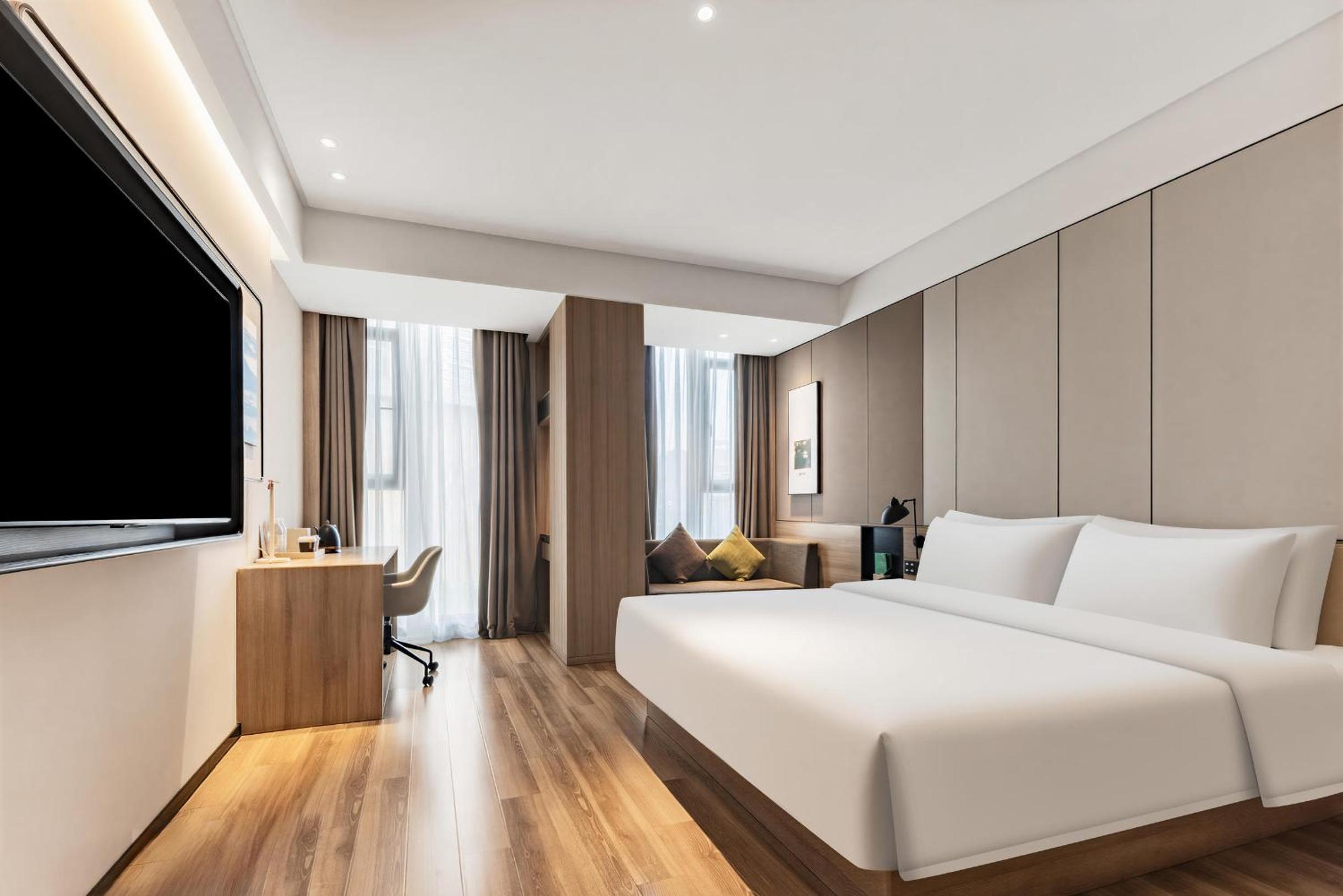 Superior Double Room with City View