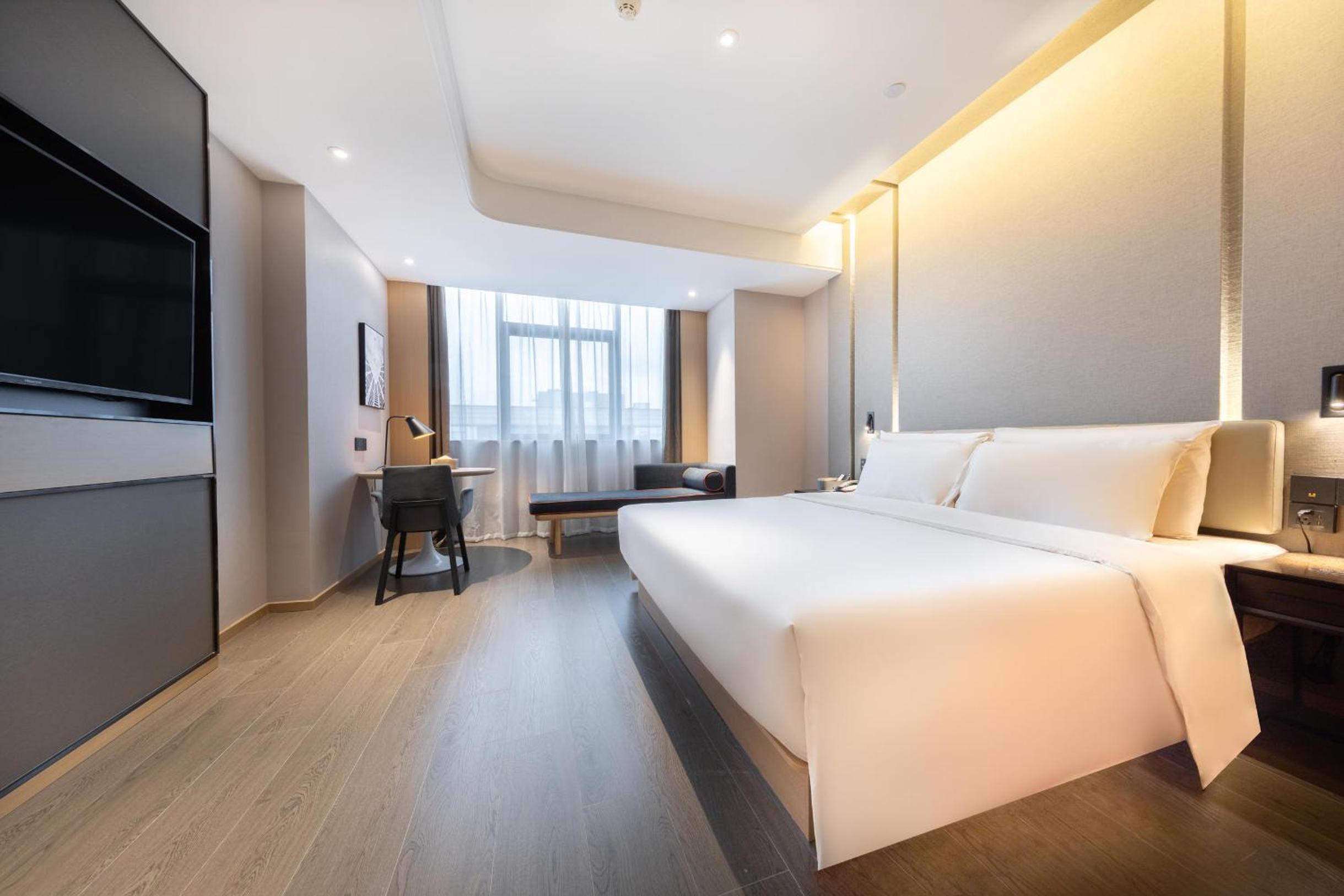 Superior Double Room with City View