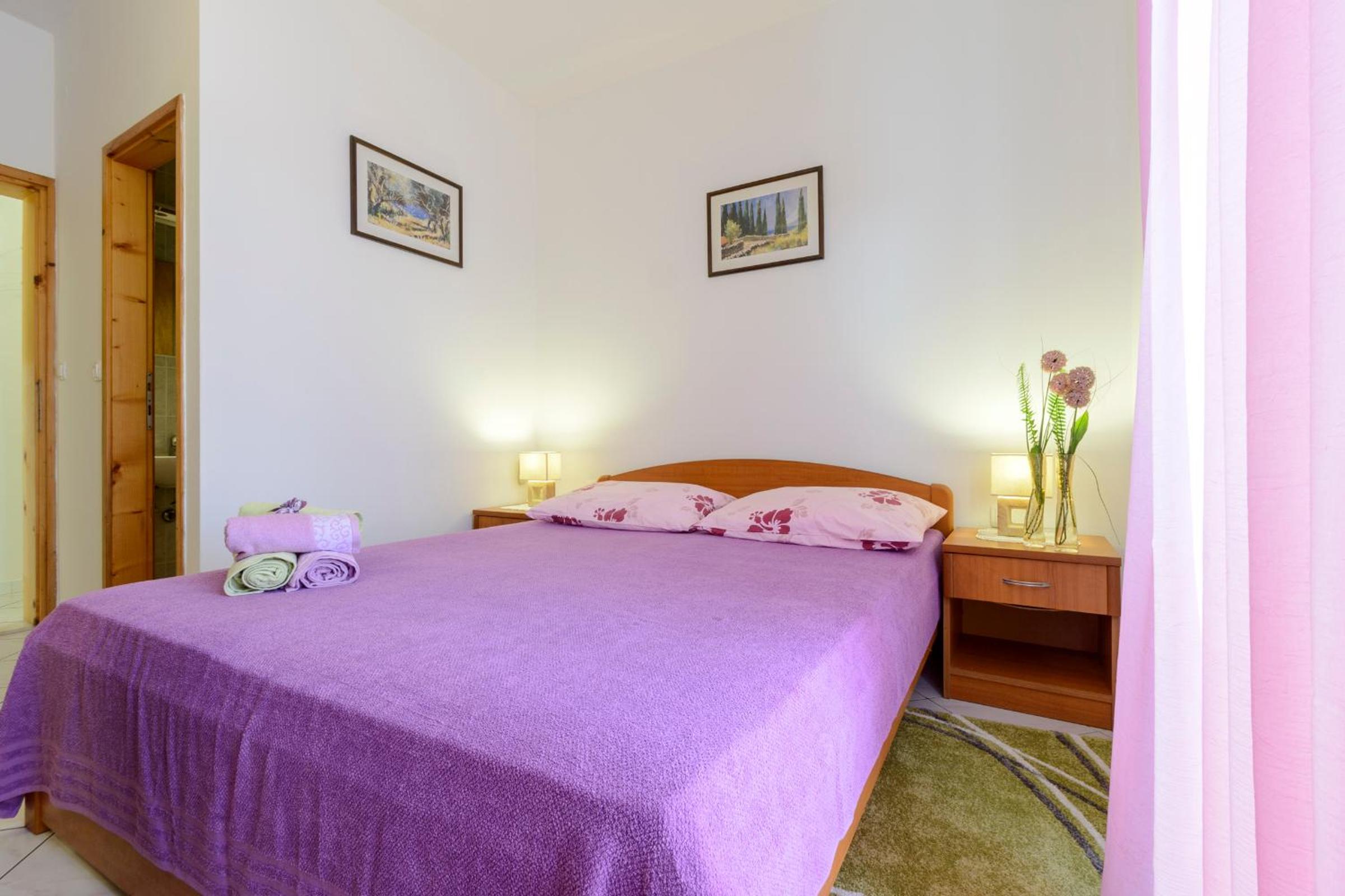 Two-Bedroom Apartment With Terrace And Sea View photo 3
