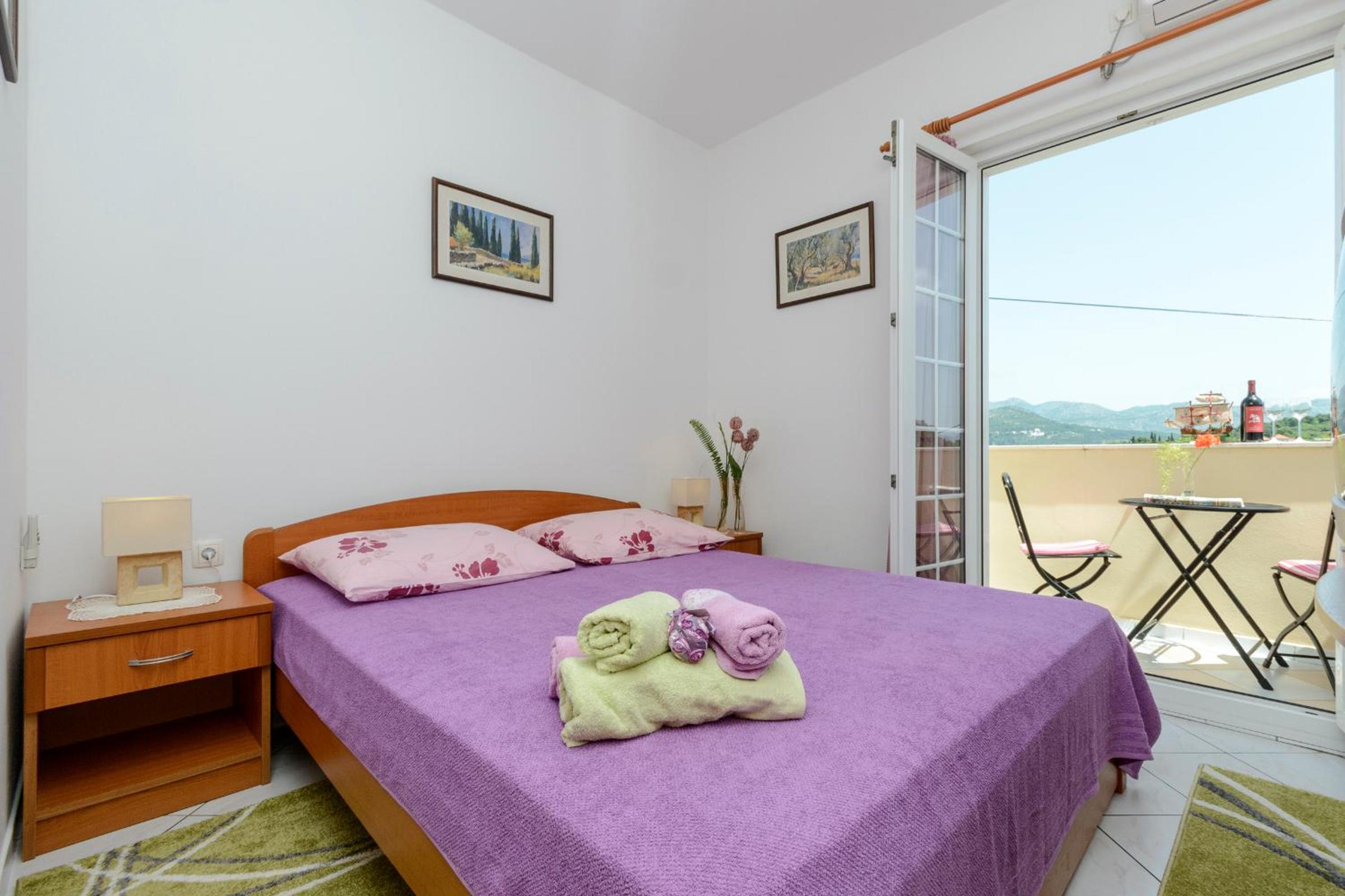 Two-Bedroom Apartment With Terrace And Sea View photo 2