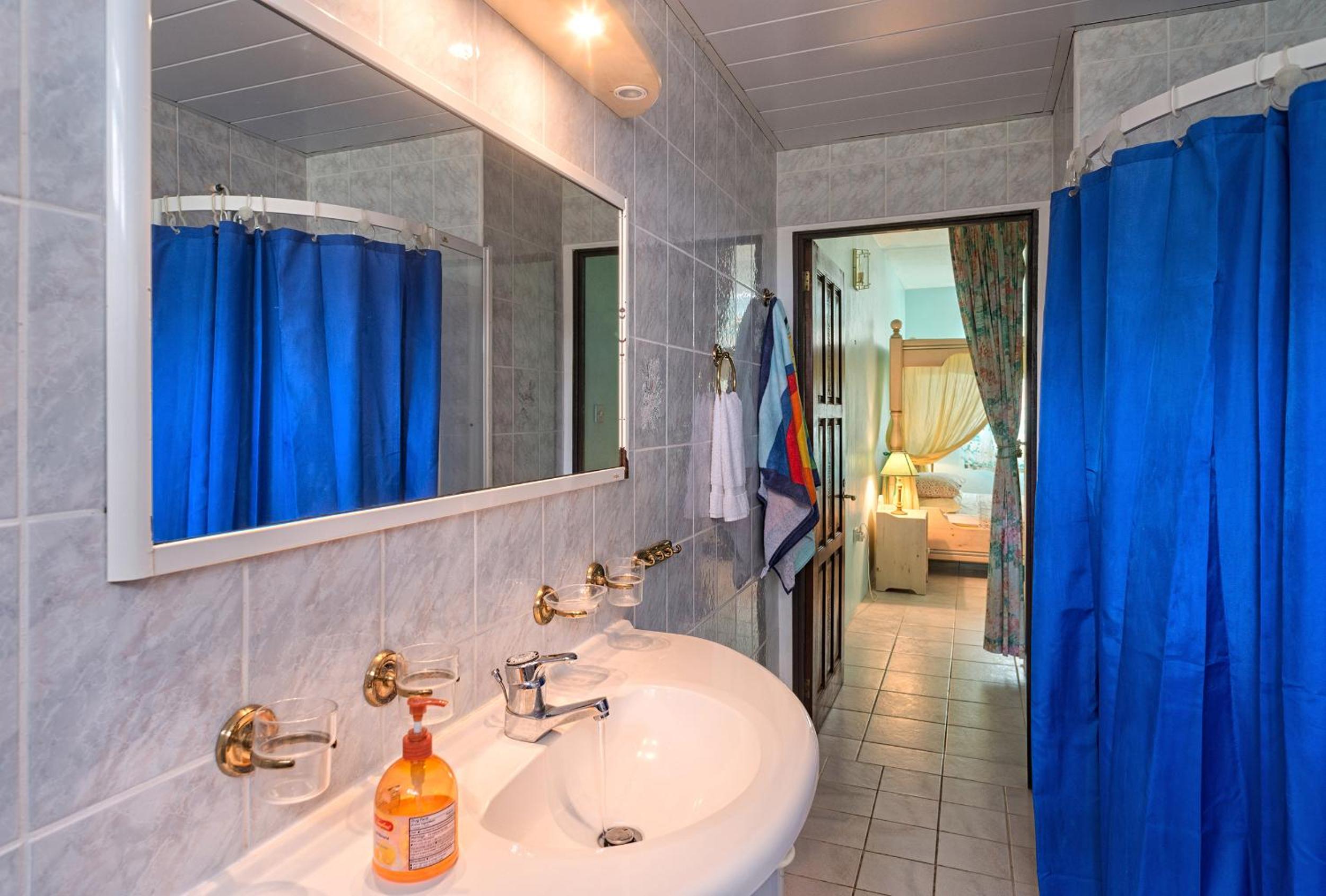 Apartment with Sea View photo 3