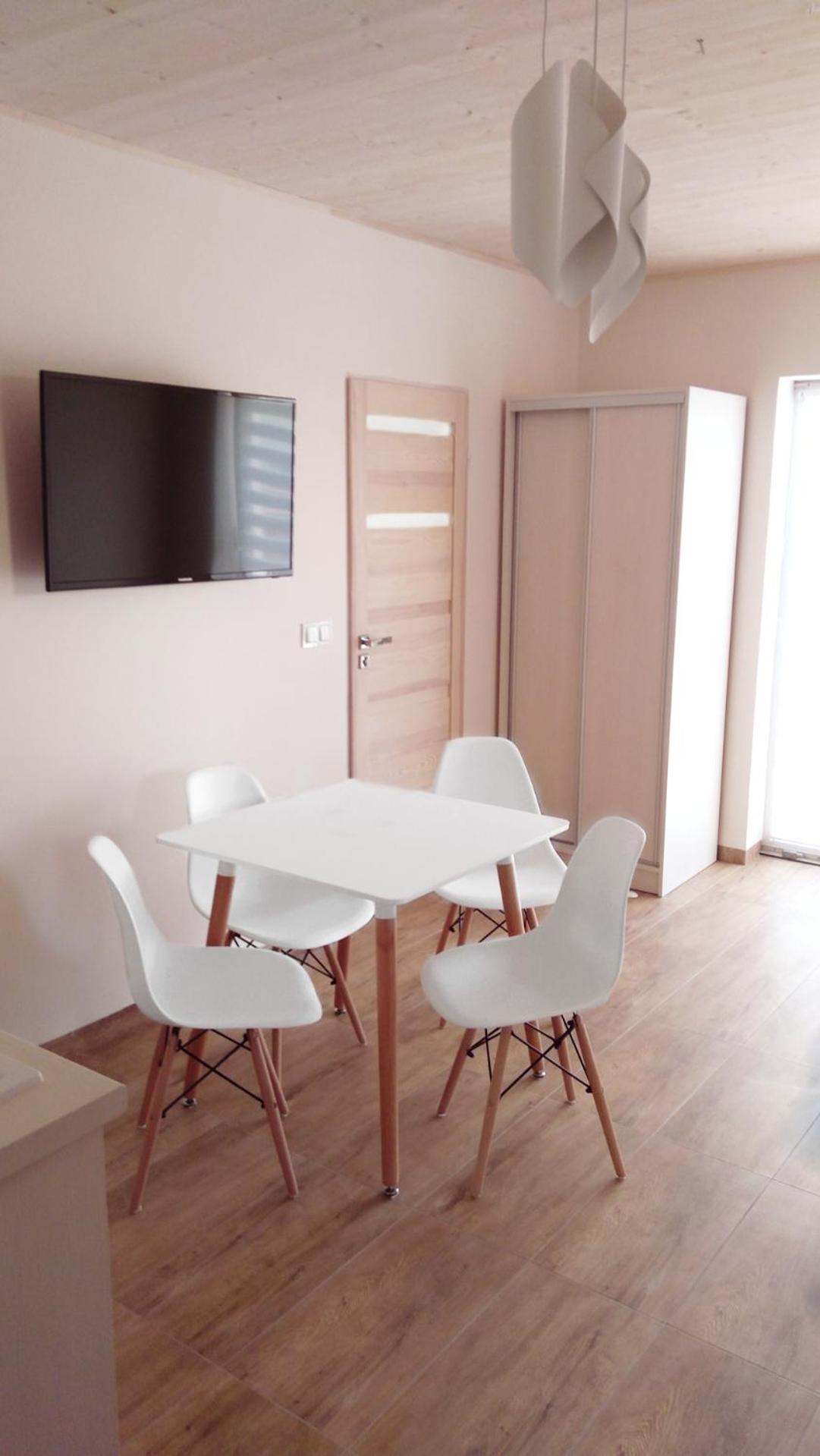 Studio Apartment - Photo 3