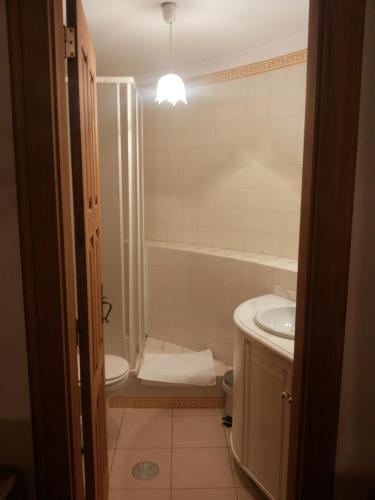Standard Twin Room photo 3