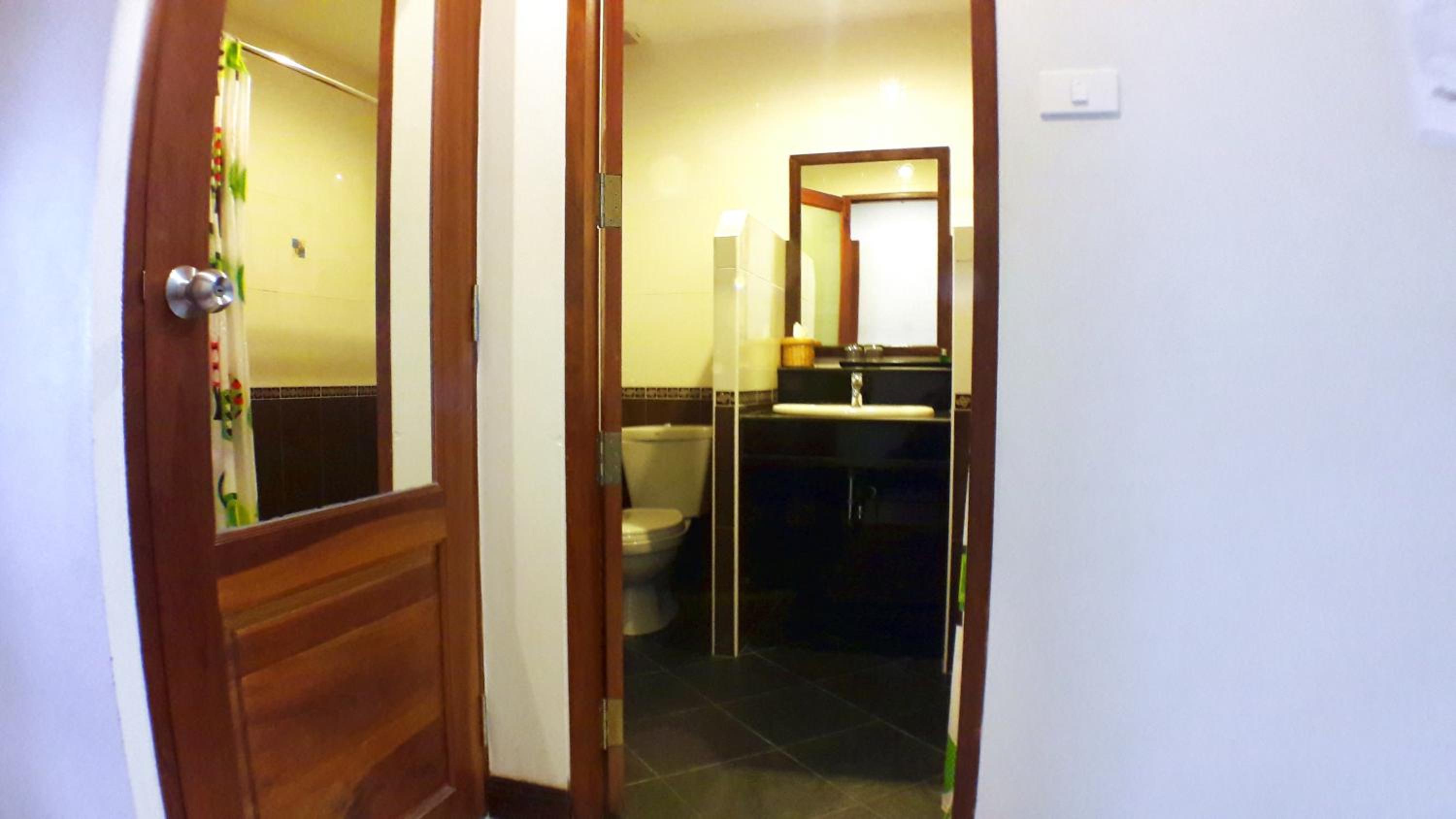 Deluxe Twin Room photo 3