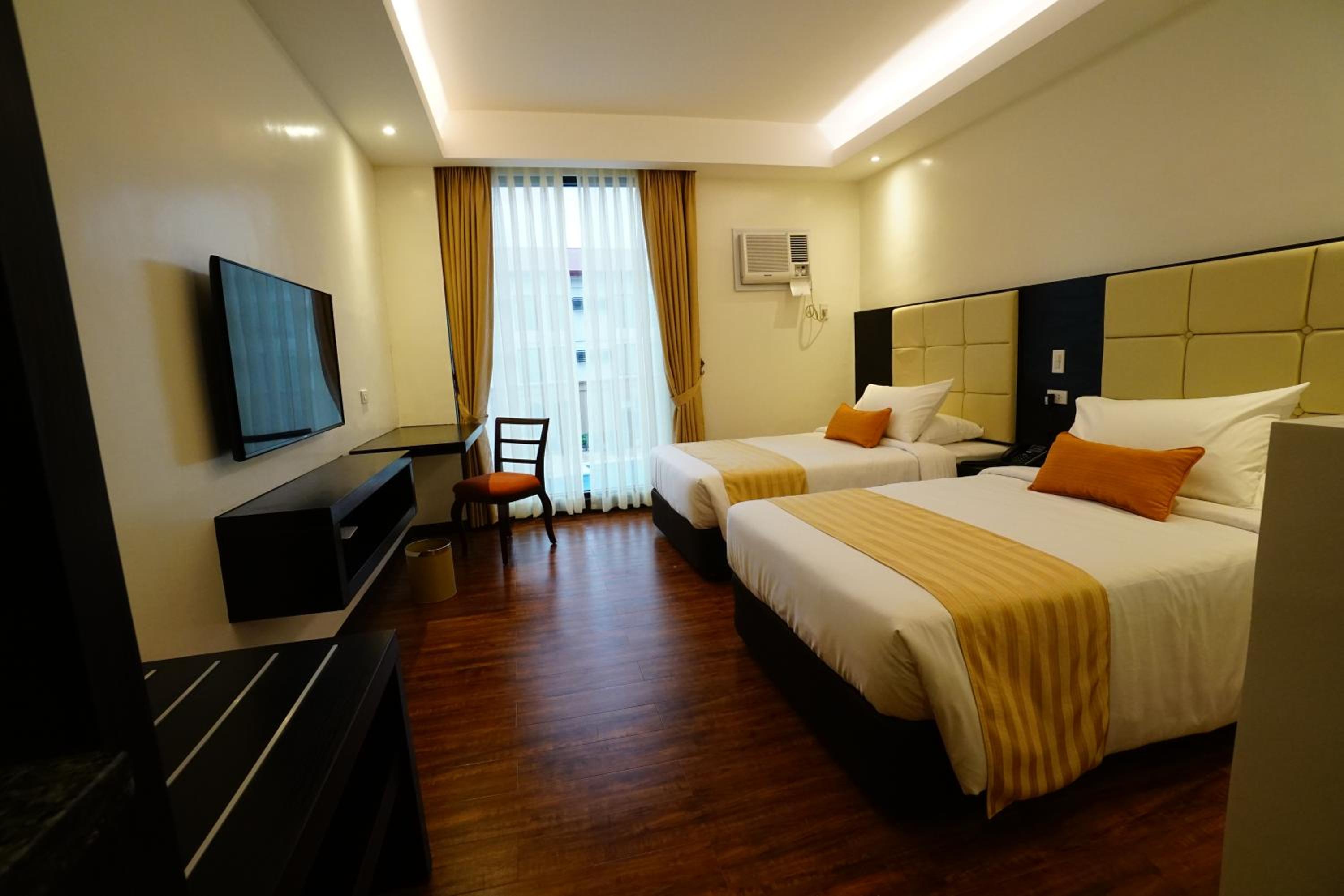 Standard Double or Twin Room - Photo 1