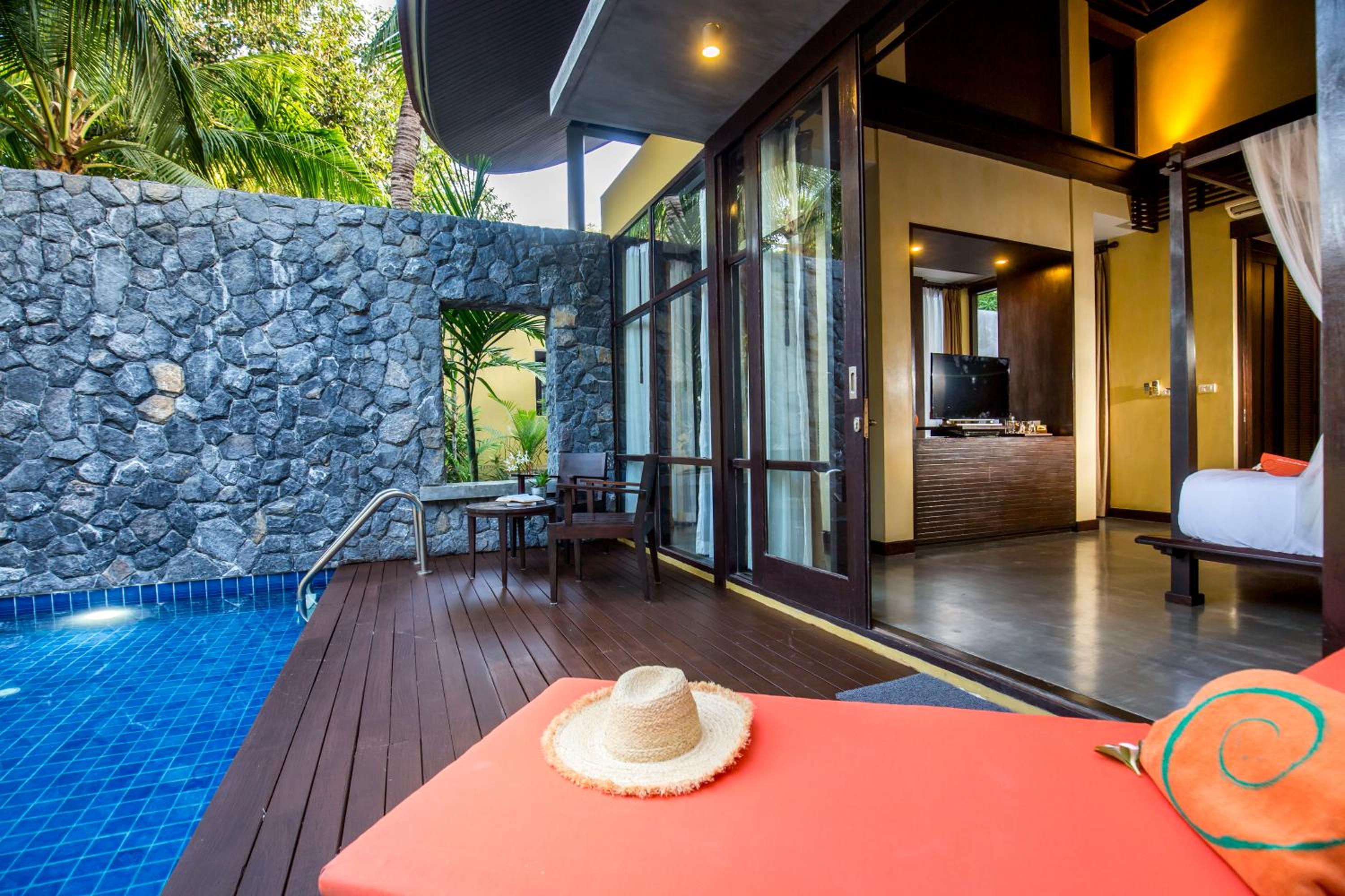 One-Bedroom Villa with Private Pool - Photo 3