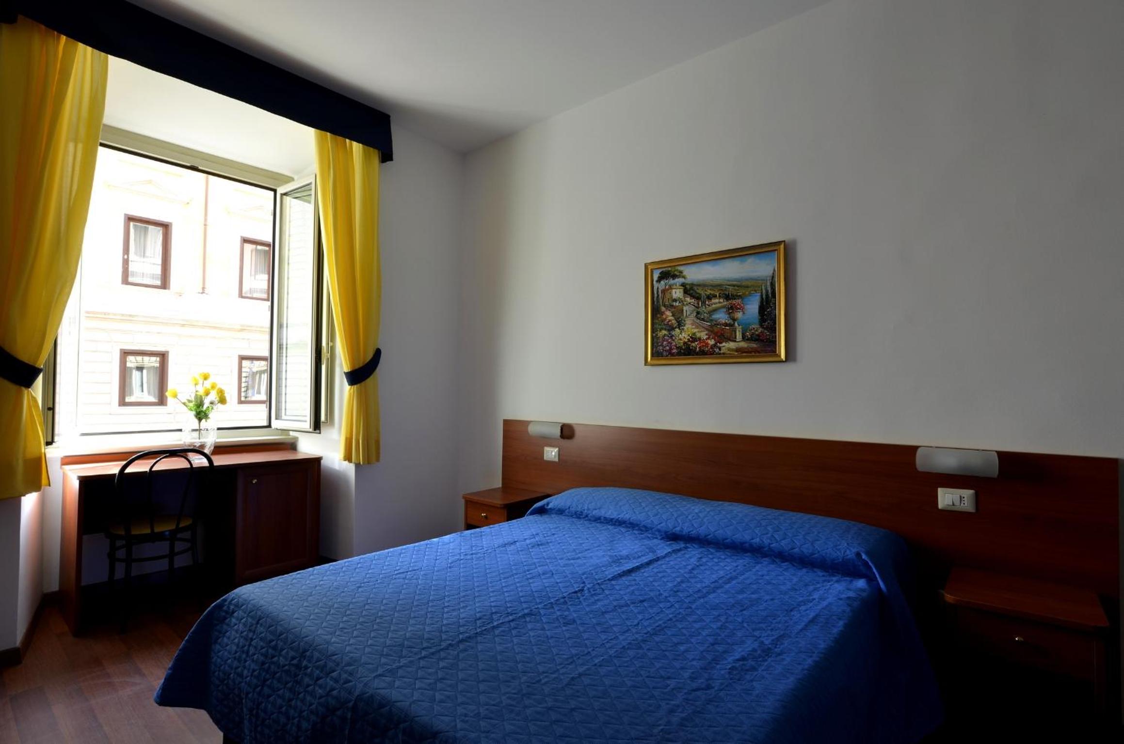 Double or Twin Room photo 2