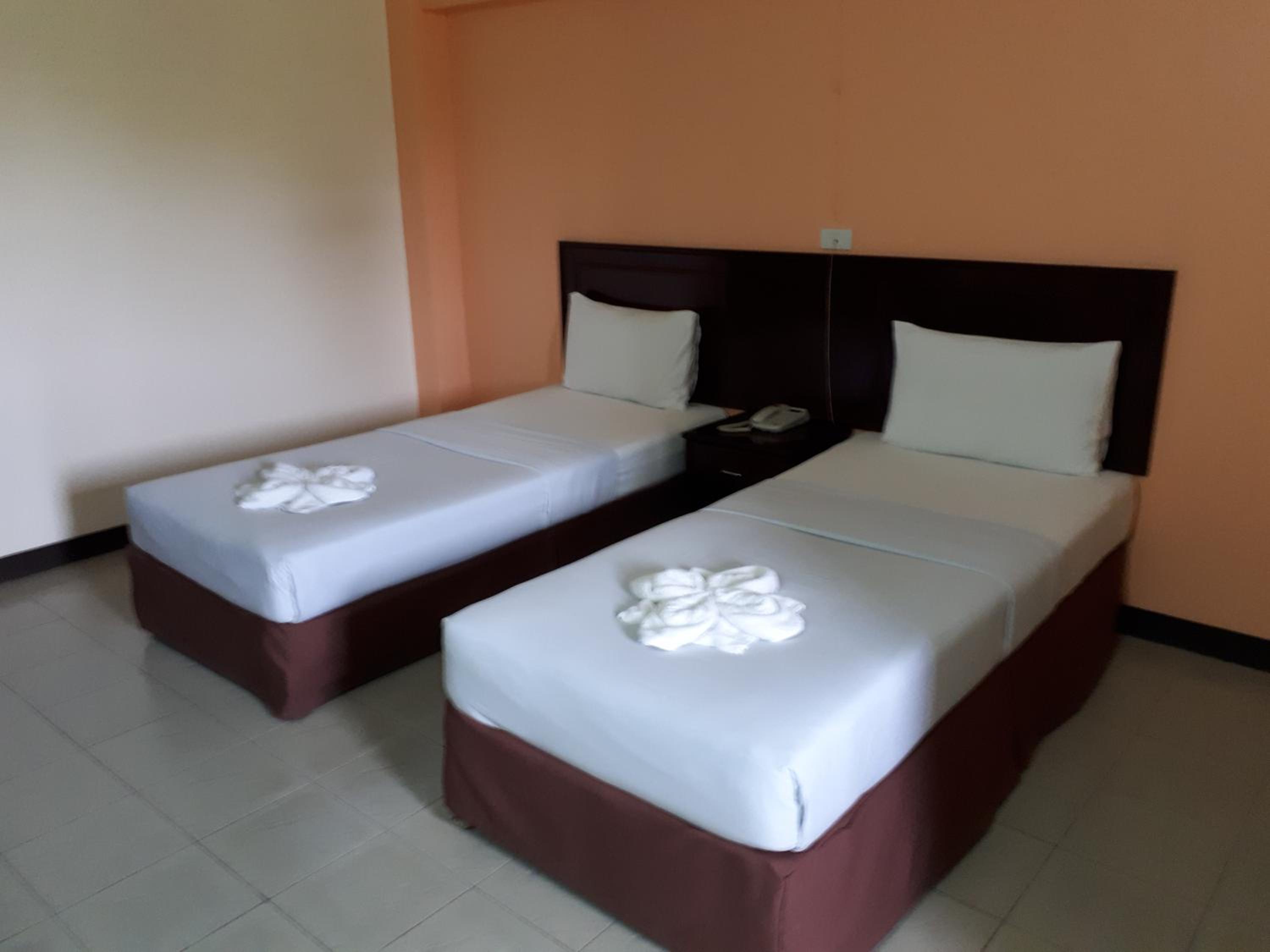 Standard Twin Room photo 3