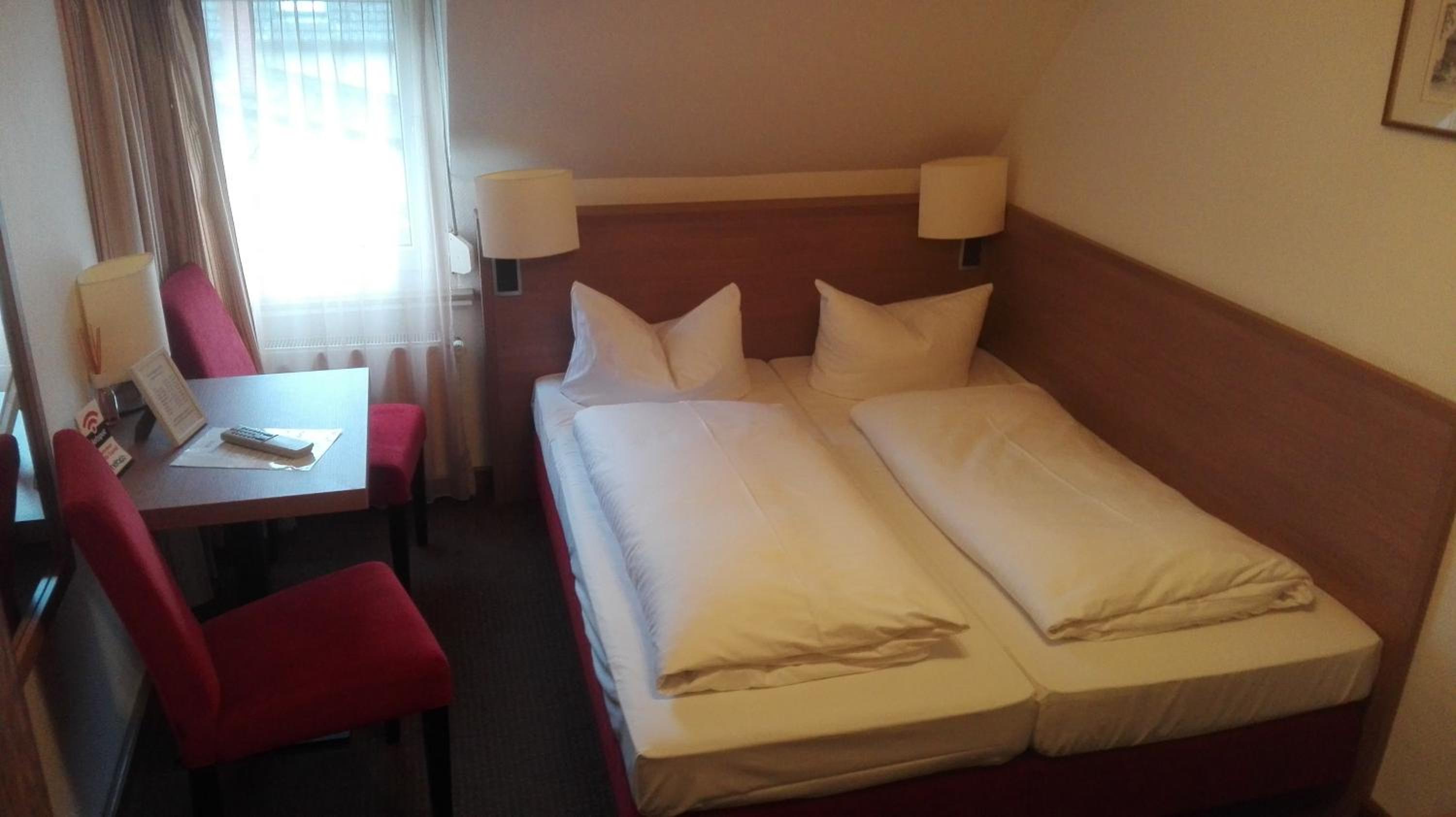 Economy Double Room photo 1