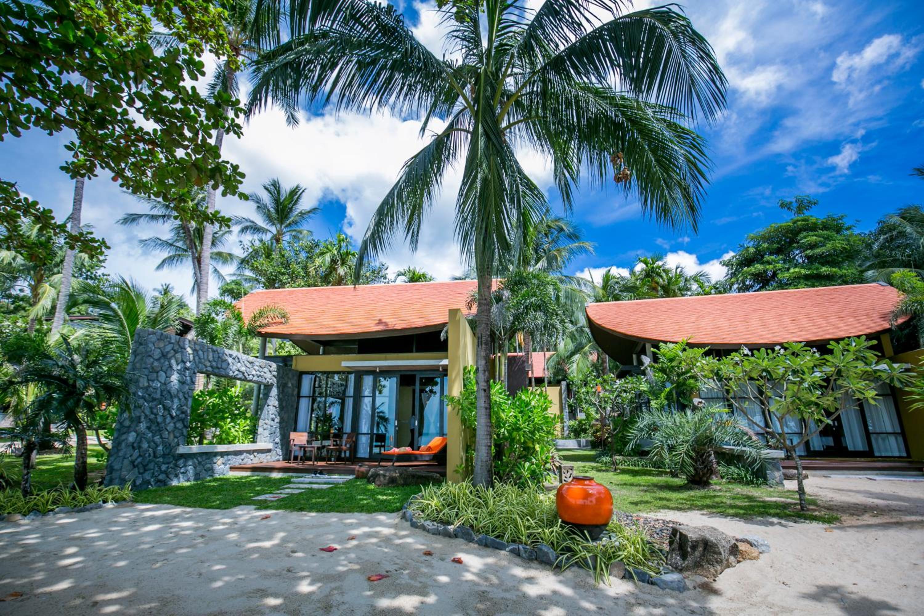 Beach Front Villa - Photo 6