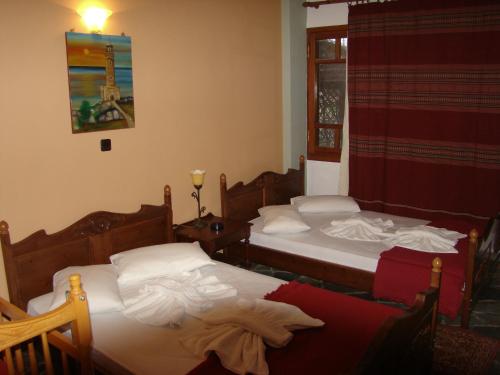 Two-Bedroom Apartment with Balcony and Sea View photo 3