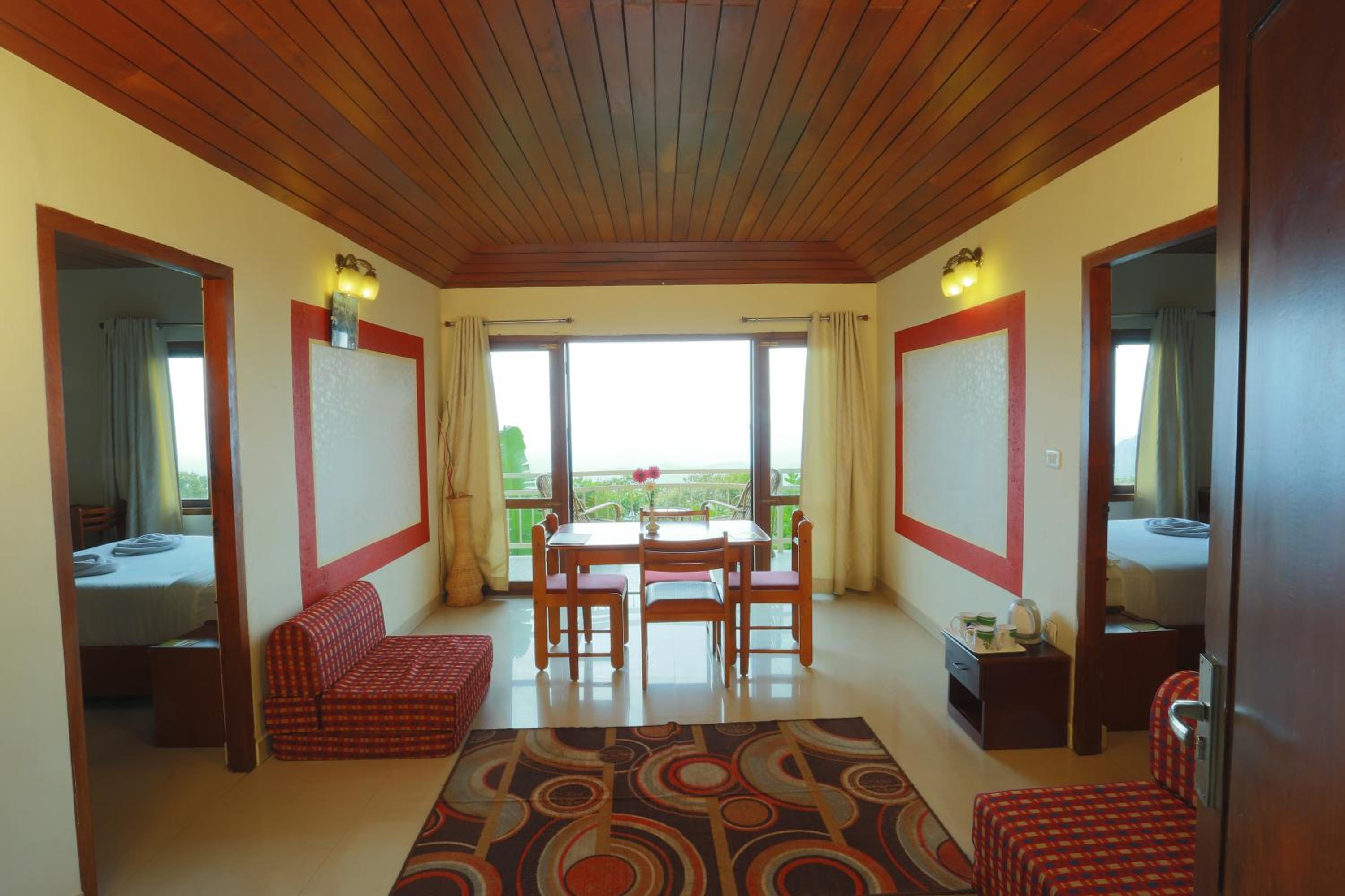 Deluxe 2-Bedroom Family Cottage - Photo 17