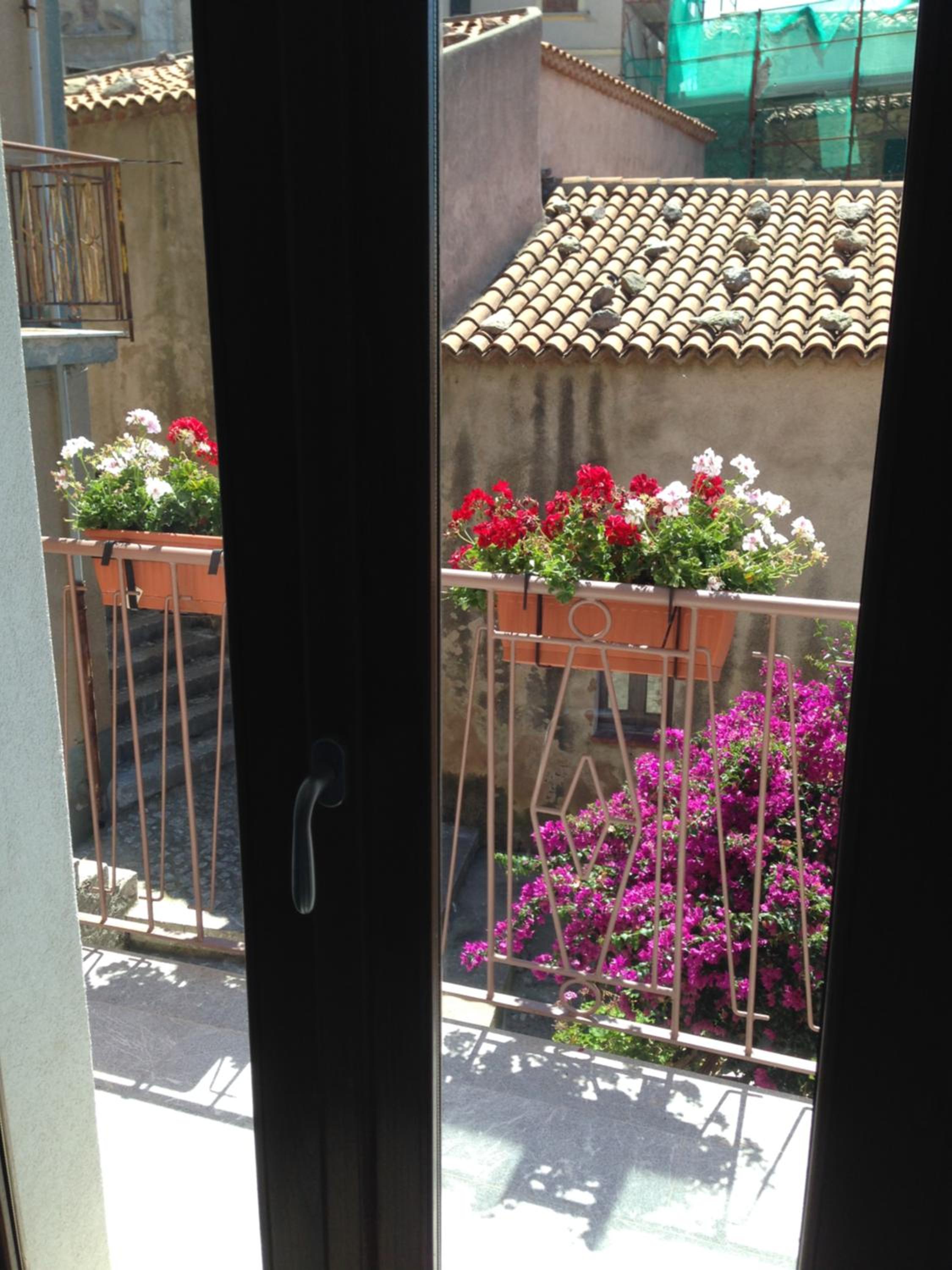 Double Room - Photo 12