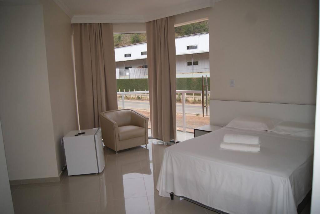 Double or Twin Room photo 2