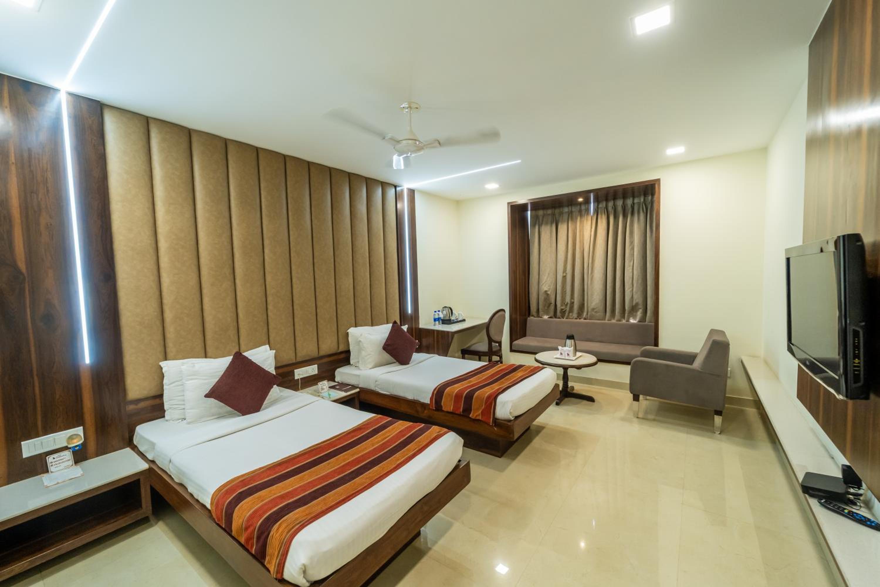 Deluxe Double or Twin Room