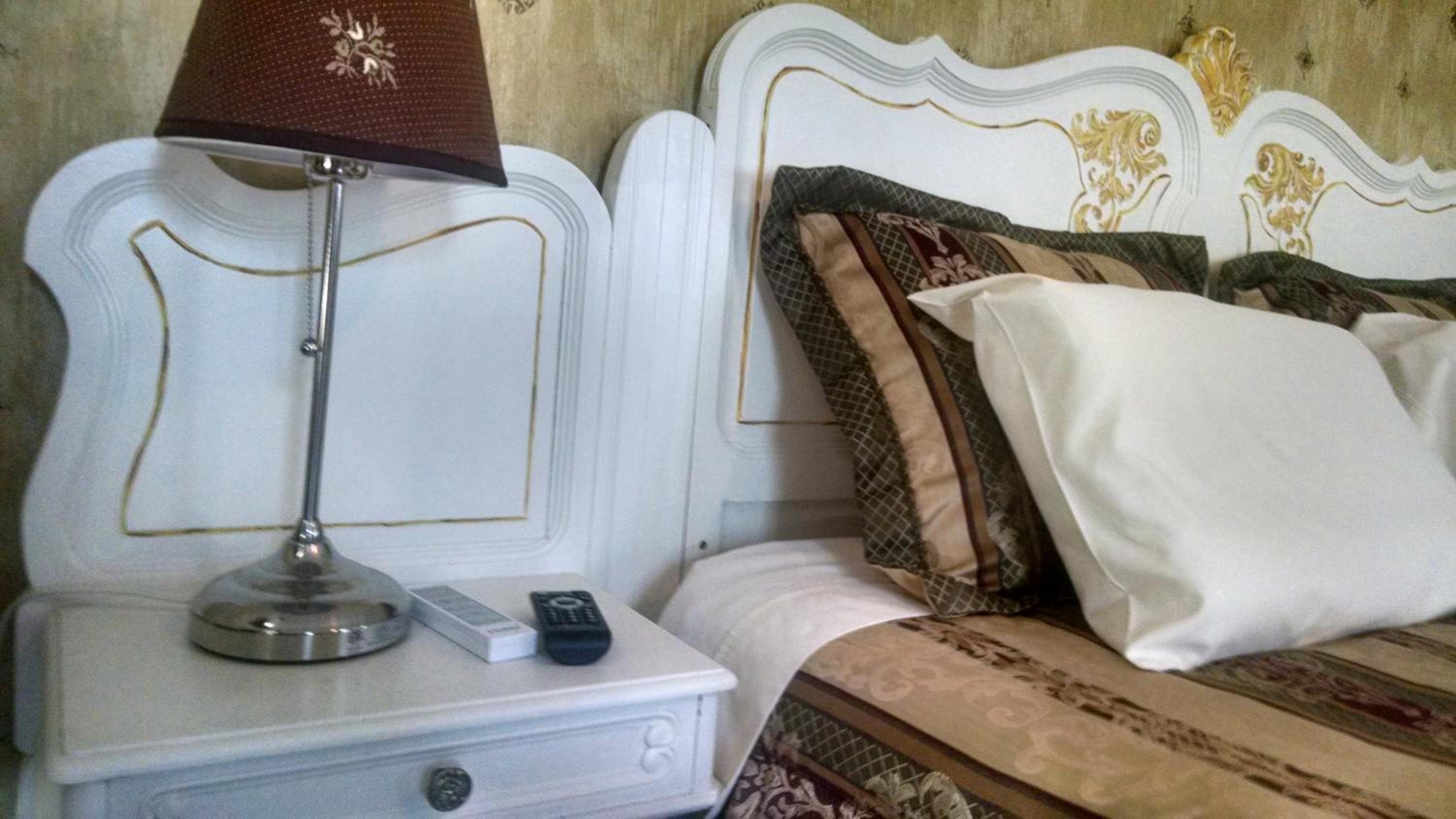 Queen Room with Spa Bath photo 1