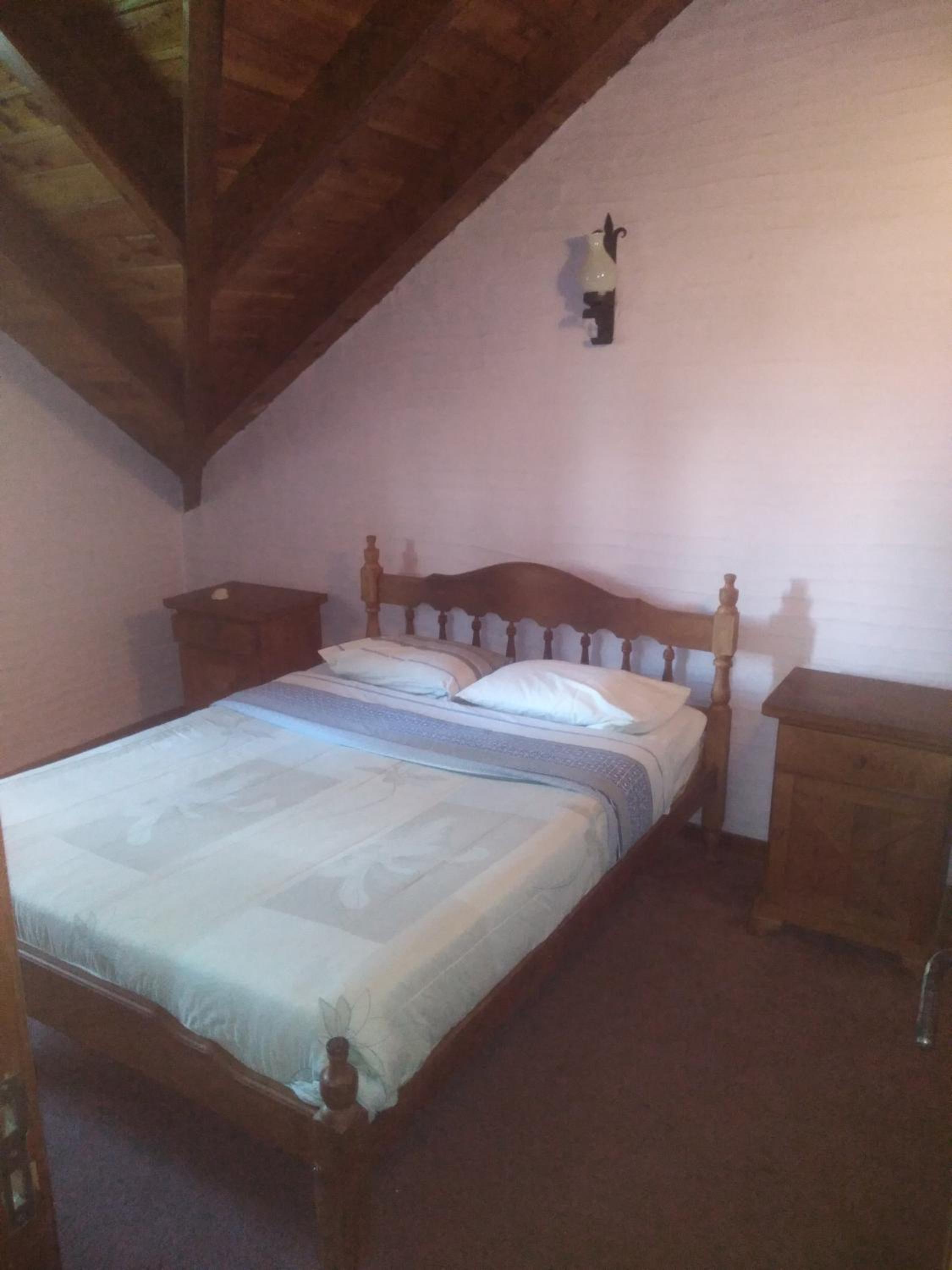 Double Room with Shared Bathroom photo 1