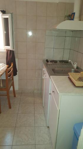 Apartment - Ground Floor - Photo 6