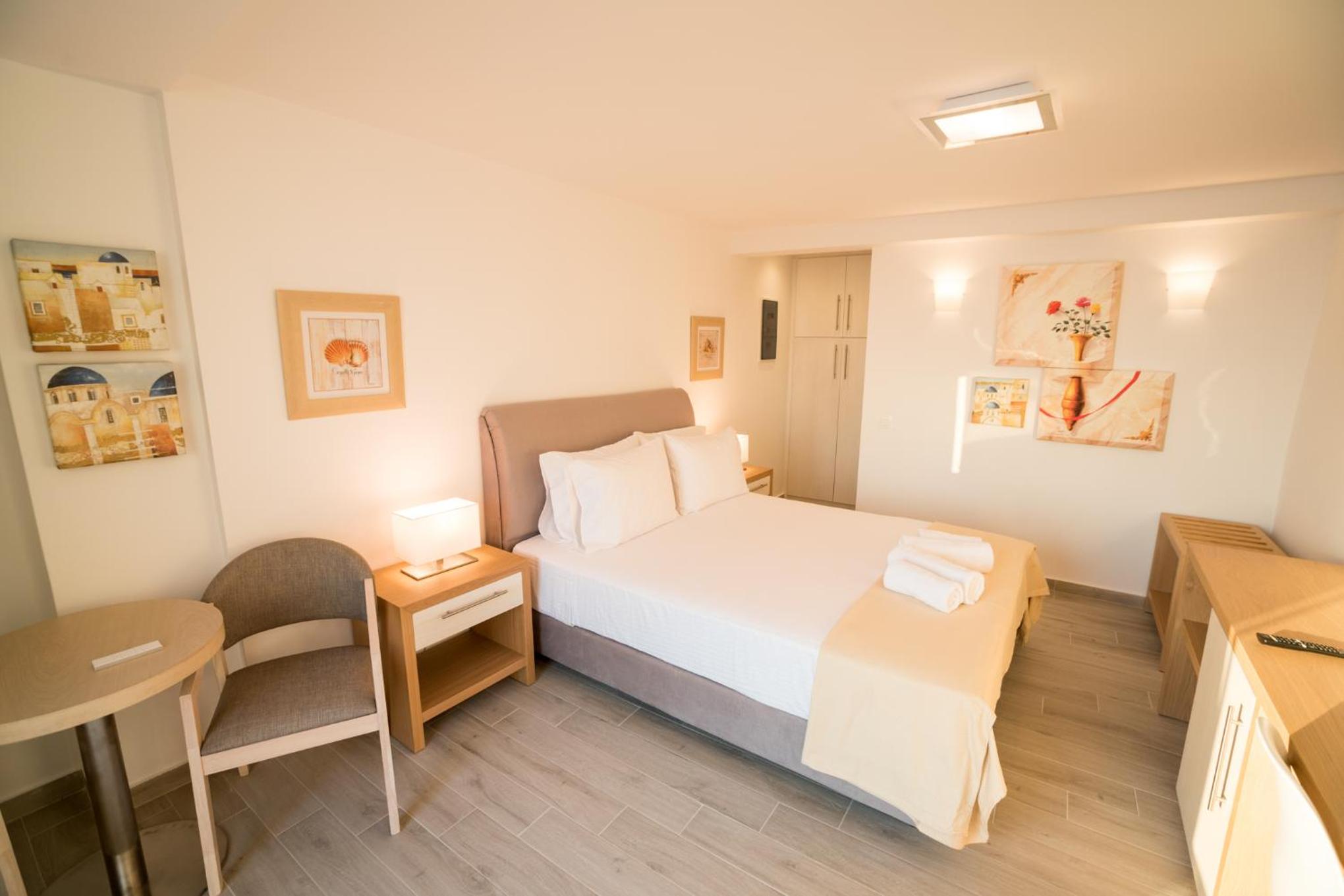 Junior Suite Caldera View  - Photo 13