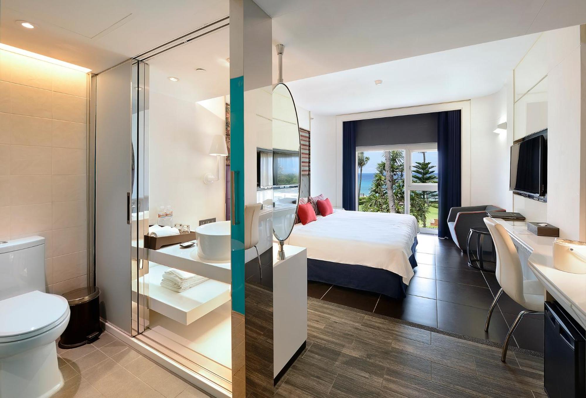 Provence Double Room with Sea View - 2nd Floor - Photo 5
