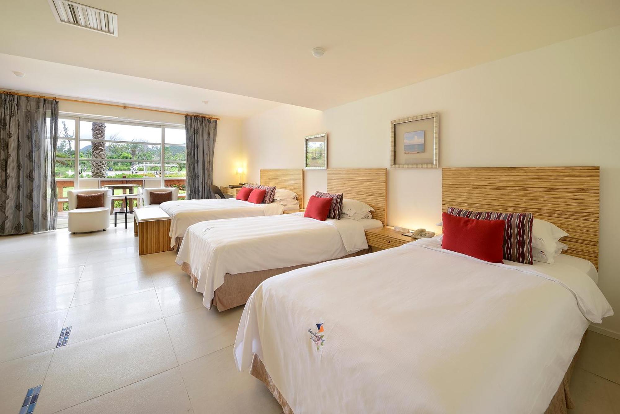 Family Room with Sea View - 2nd or 3rd Floor - Photo 4