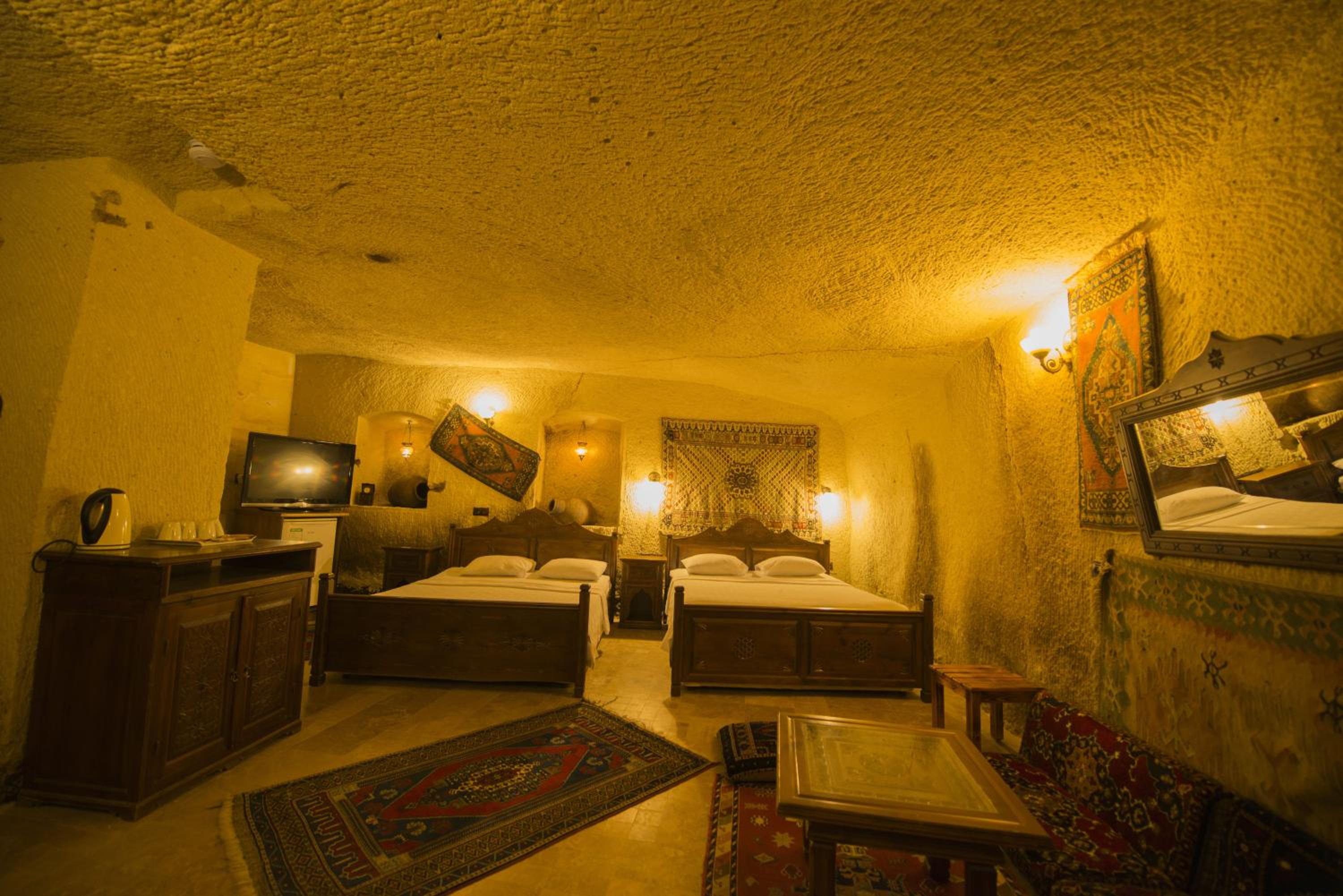 Cave Room photo 3