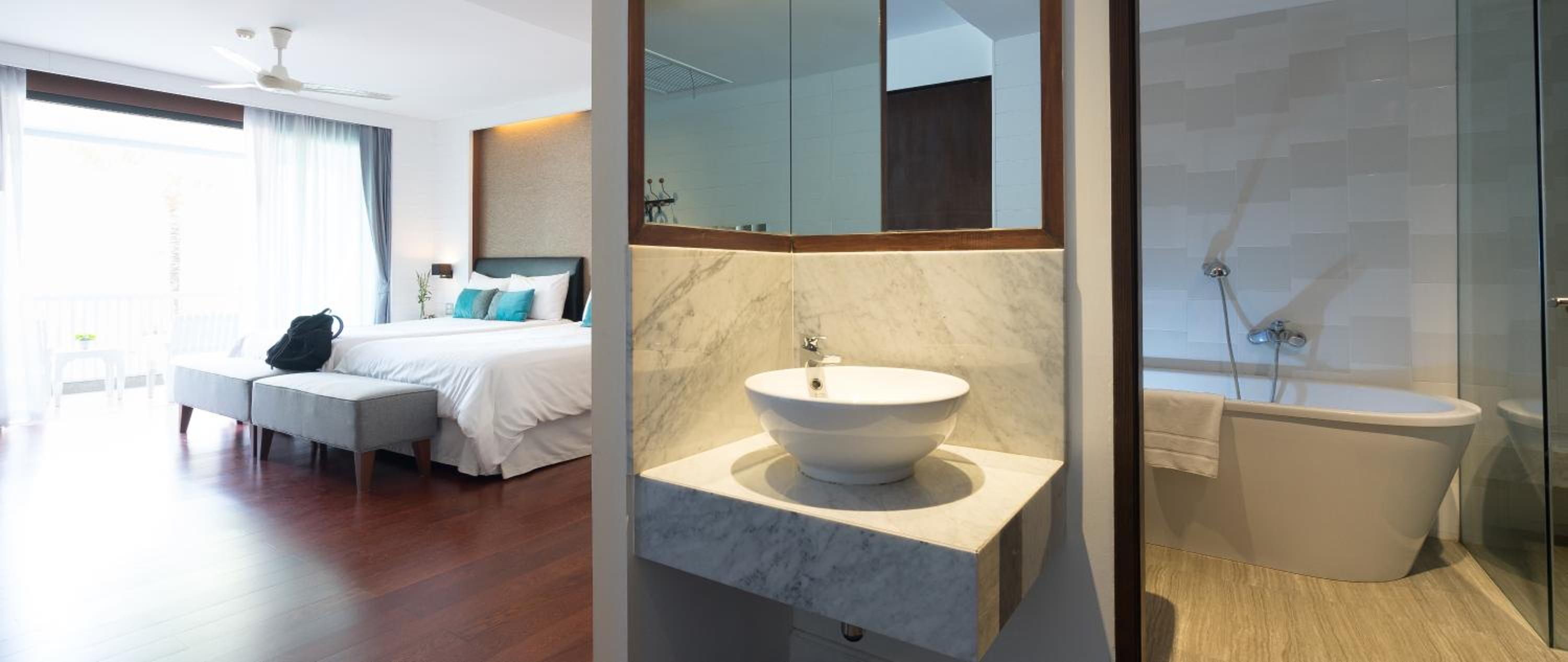 Mini Suite with Balcony (2 Adults)
