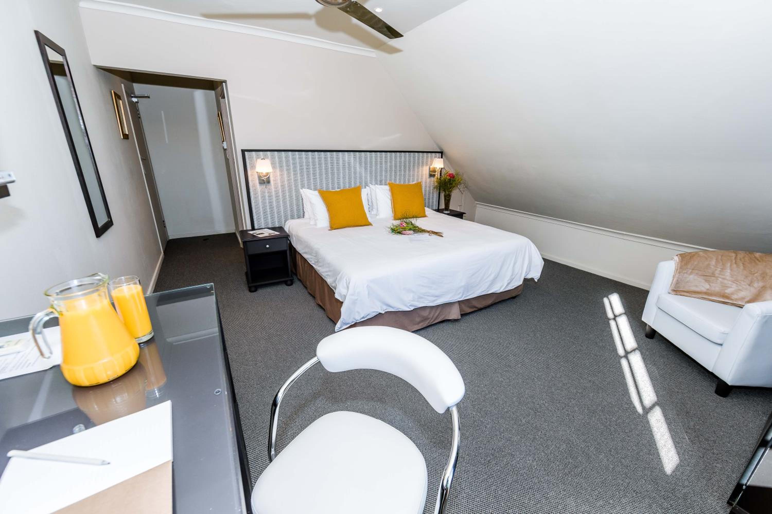 Superior Double or Twin Room photo 3