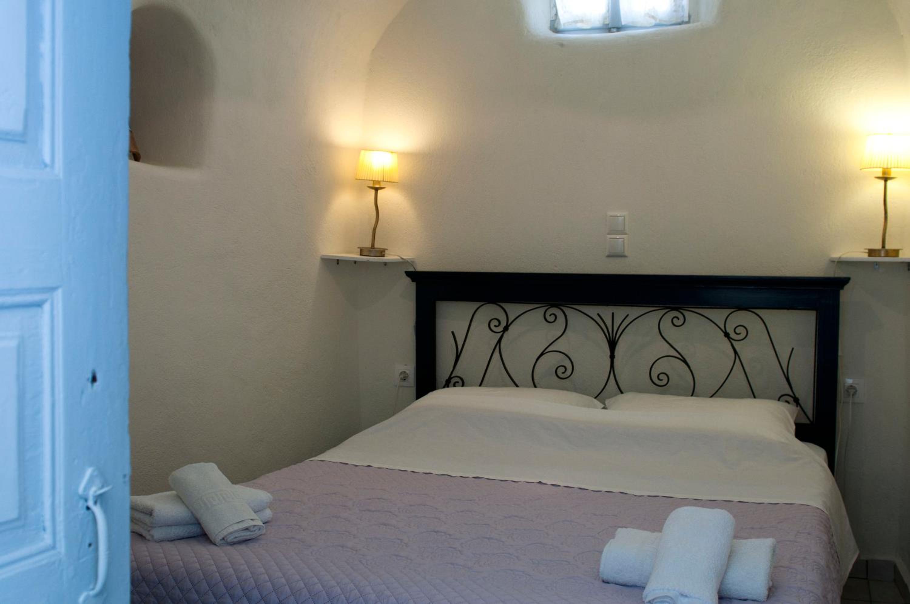 Superior Cave Apartment photo 3