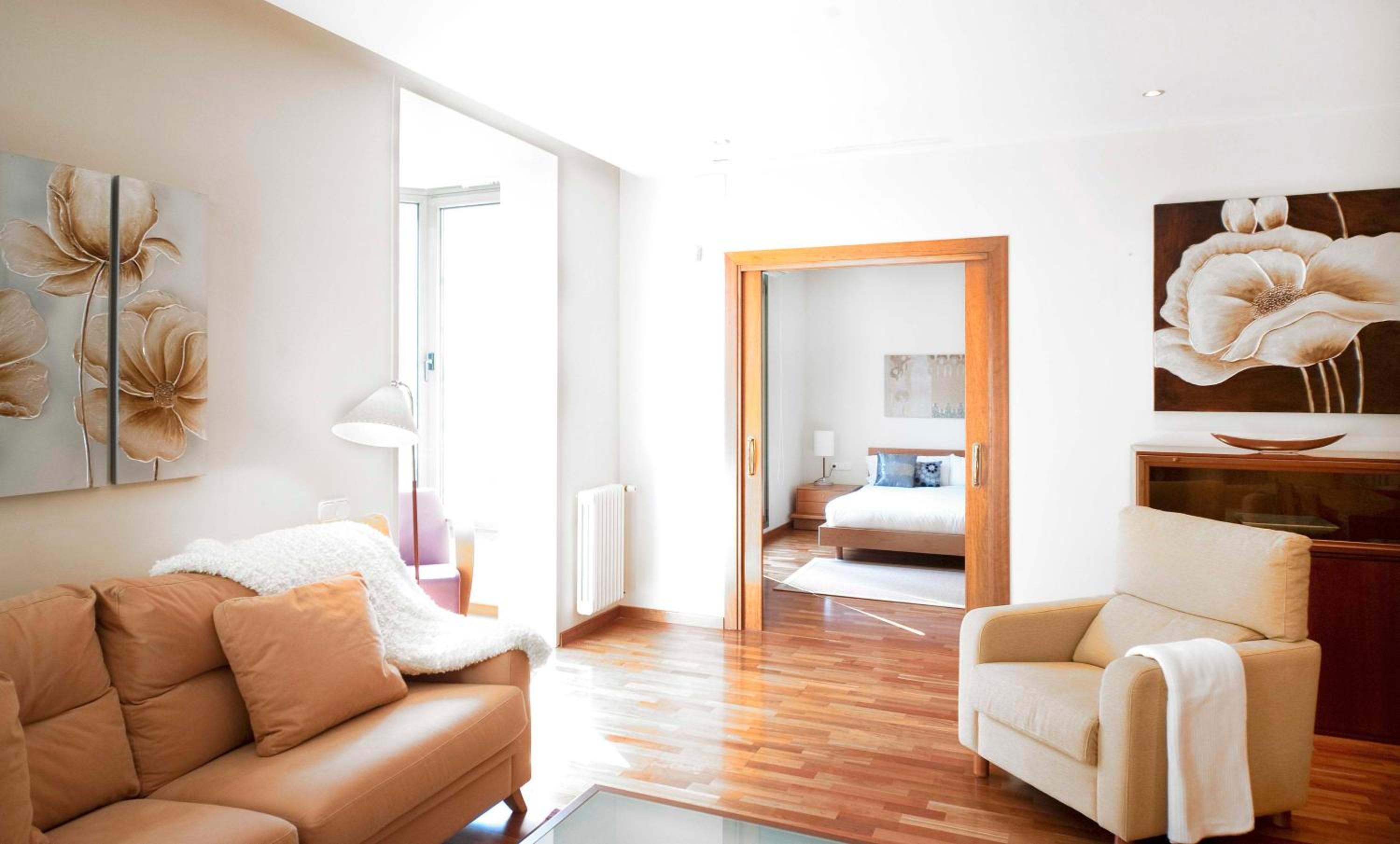 Apartamento de tres dormitorios con vista - Ronda Universitat