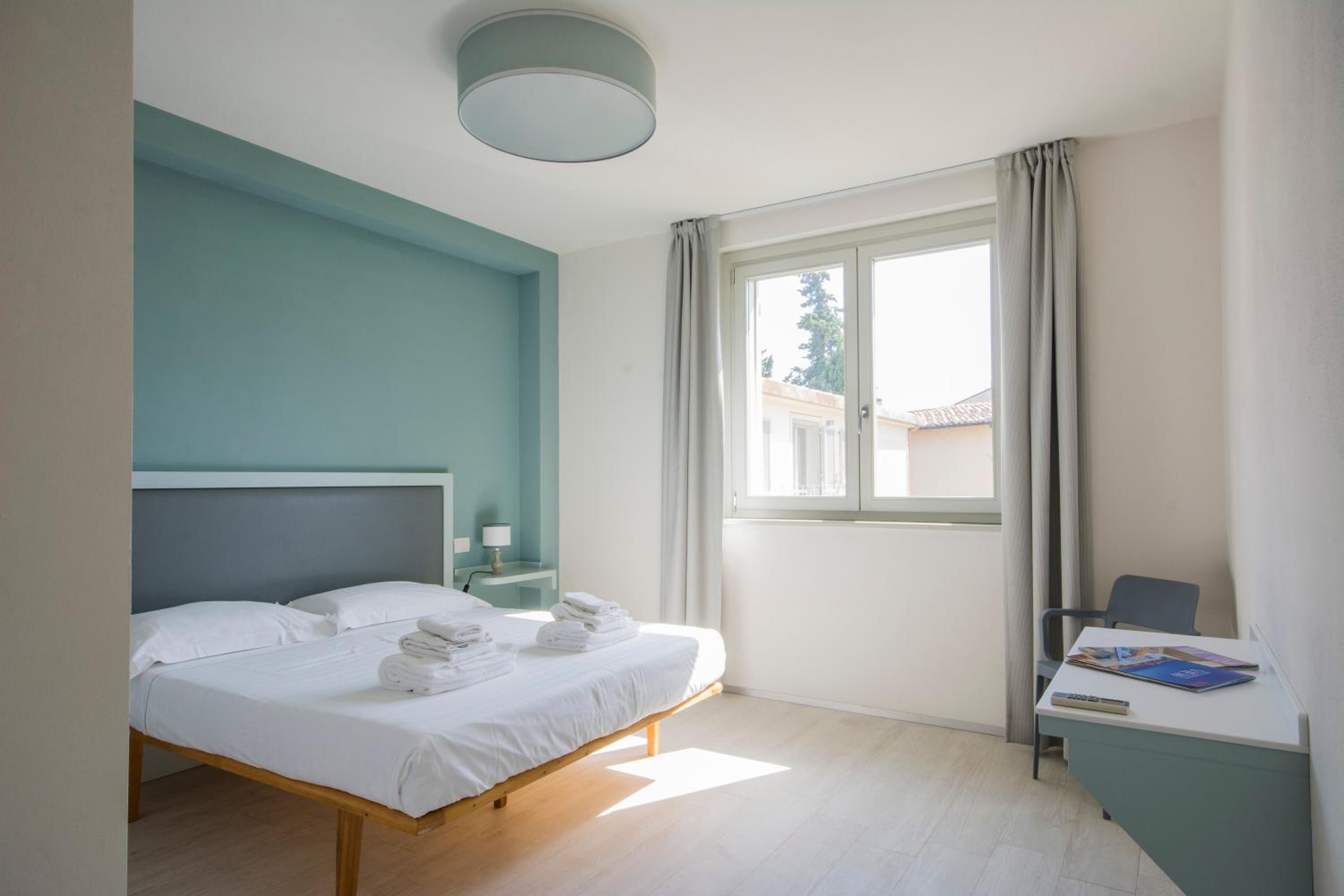 Apartment with Garden View